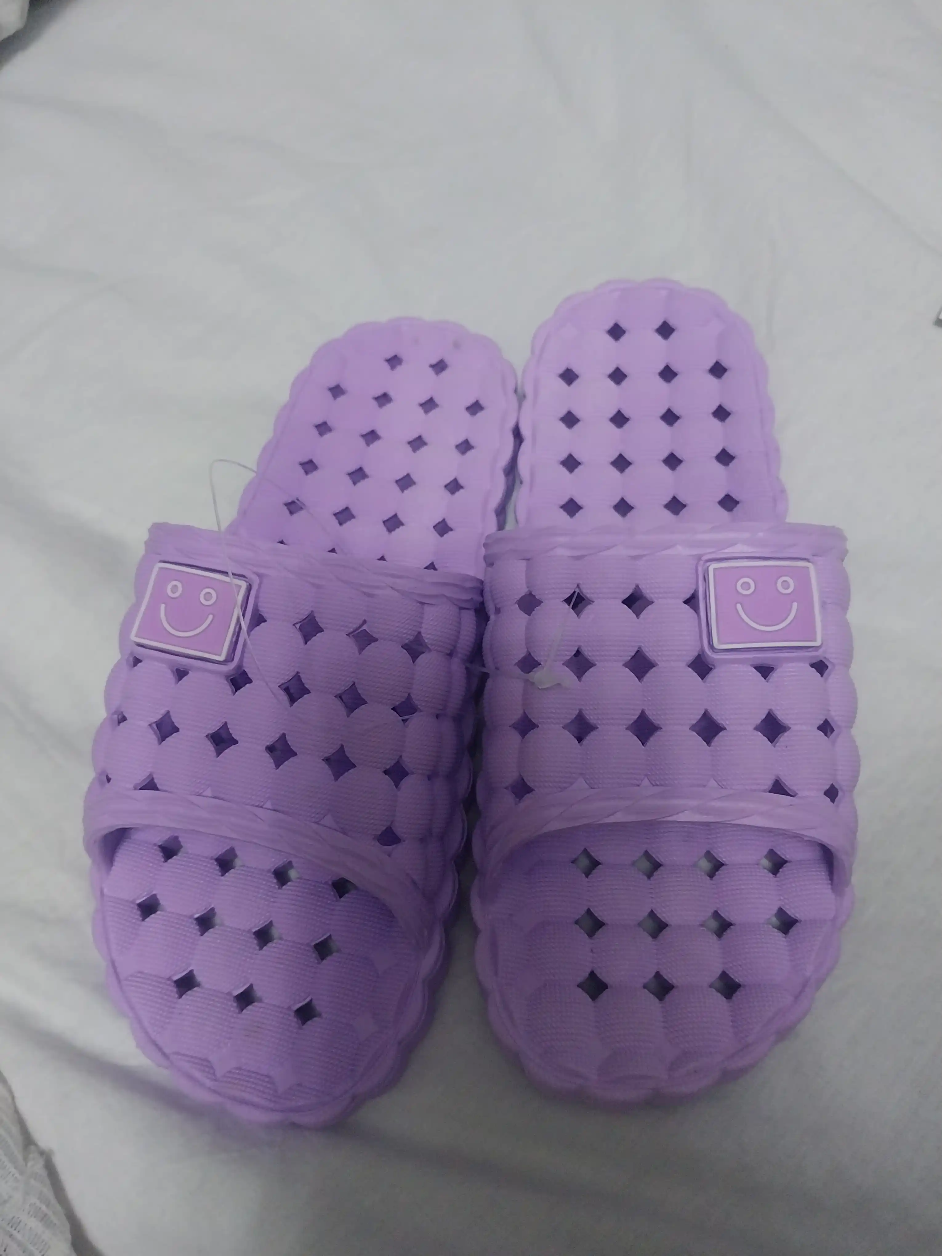Rezina shippaklar (slanslar) 36–43, sauna, dush va uyda kiyish uchun, unisex