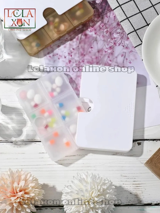 Таблетница, контейнер для лекарств и витаминов