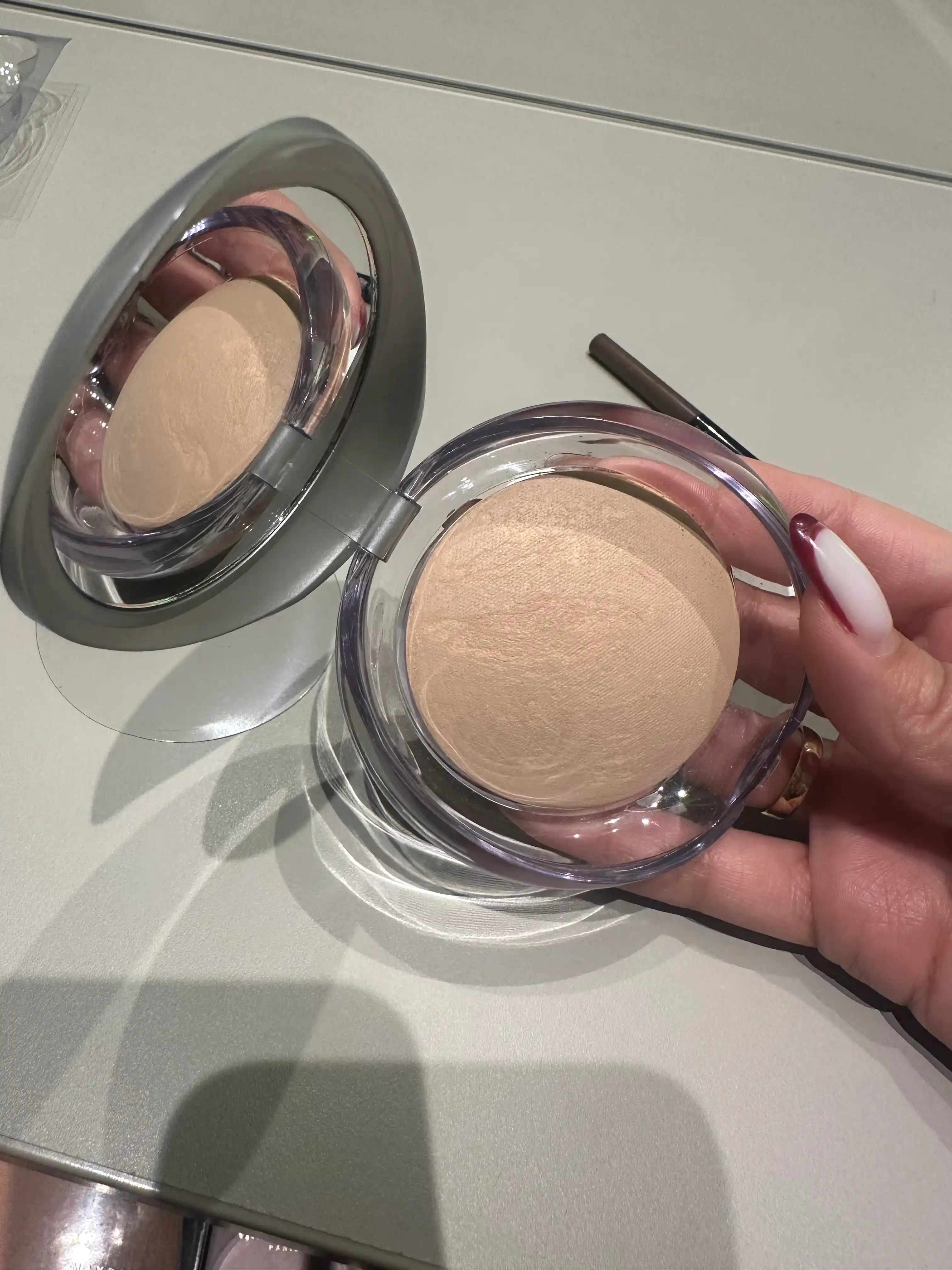 Пудра Pupa Luminys Satin Sheen Baked Powder запеченная с атласным эффектом, 9 гр