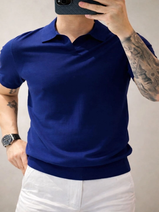 Erkaklar uchun klassik qora polo futbolka