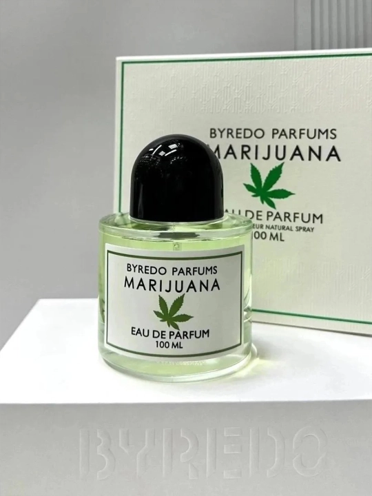 Parfyumlangan suv Byredo Marijuana 100 ml, unisex, erkaklar va ayollar uchun 