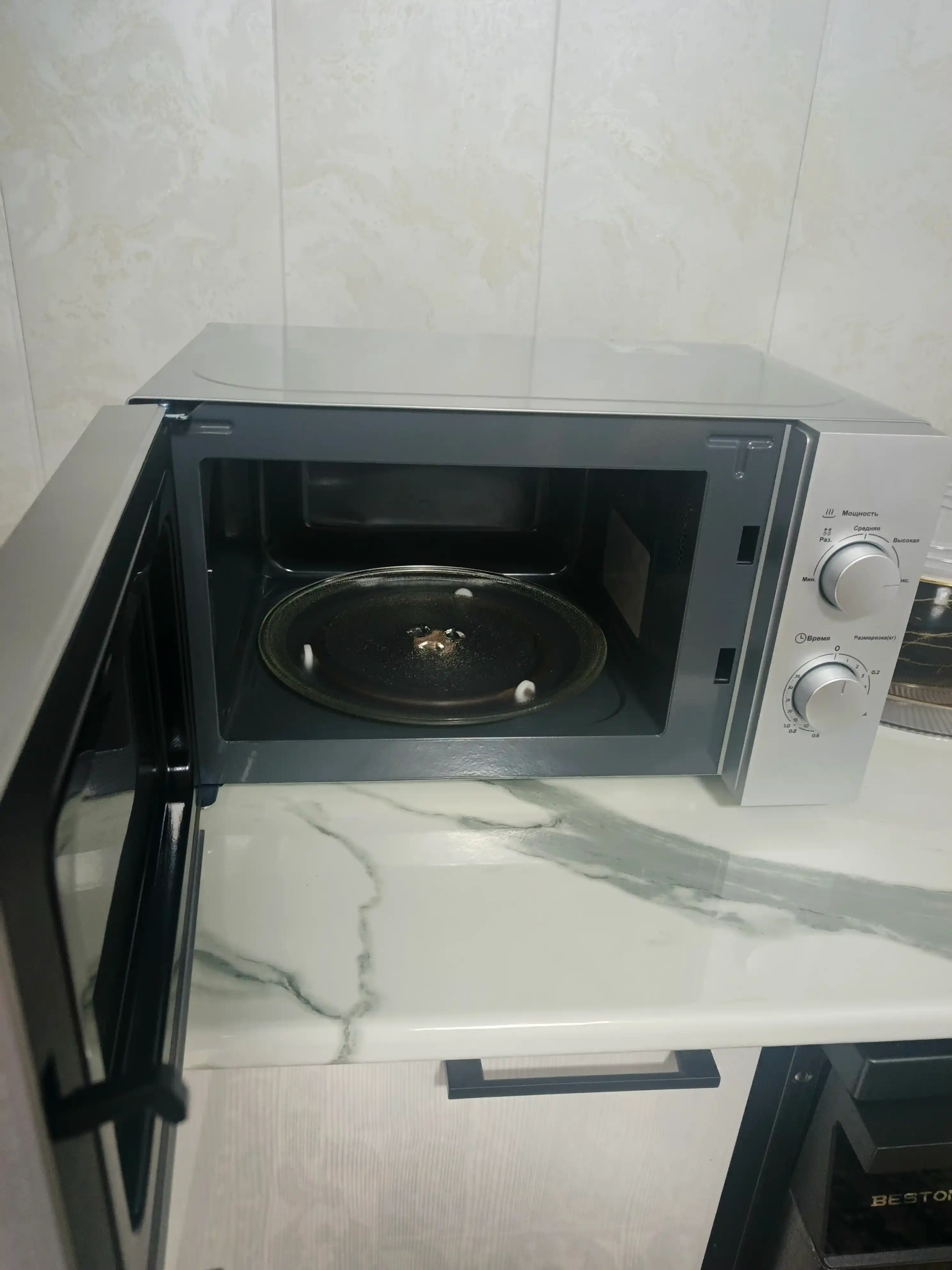 Микроволновые печи HOFMANN