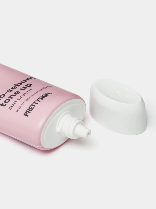 Pretty Skin Yuz uchun namlovchi, quyoshdan himoyalovchi krem SPF50+ PA++++ 4 xil, 70 ml