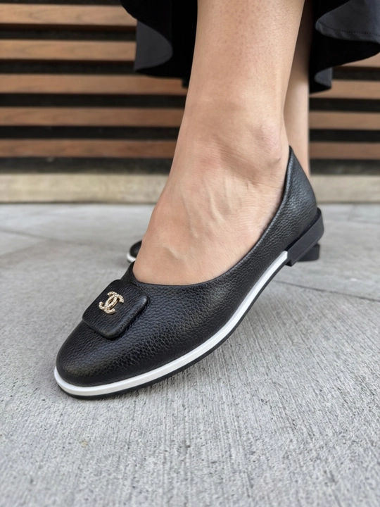Ayollar uchun qora loafer – klassik, qulay past poshnali, kundalik oyoq kiyimi 36–41