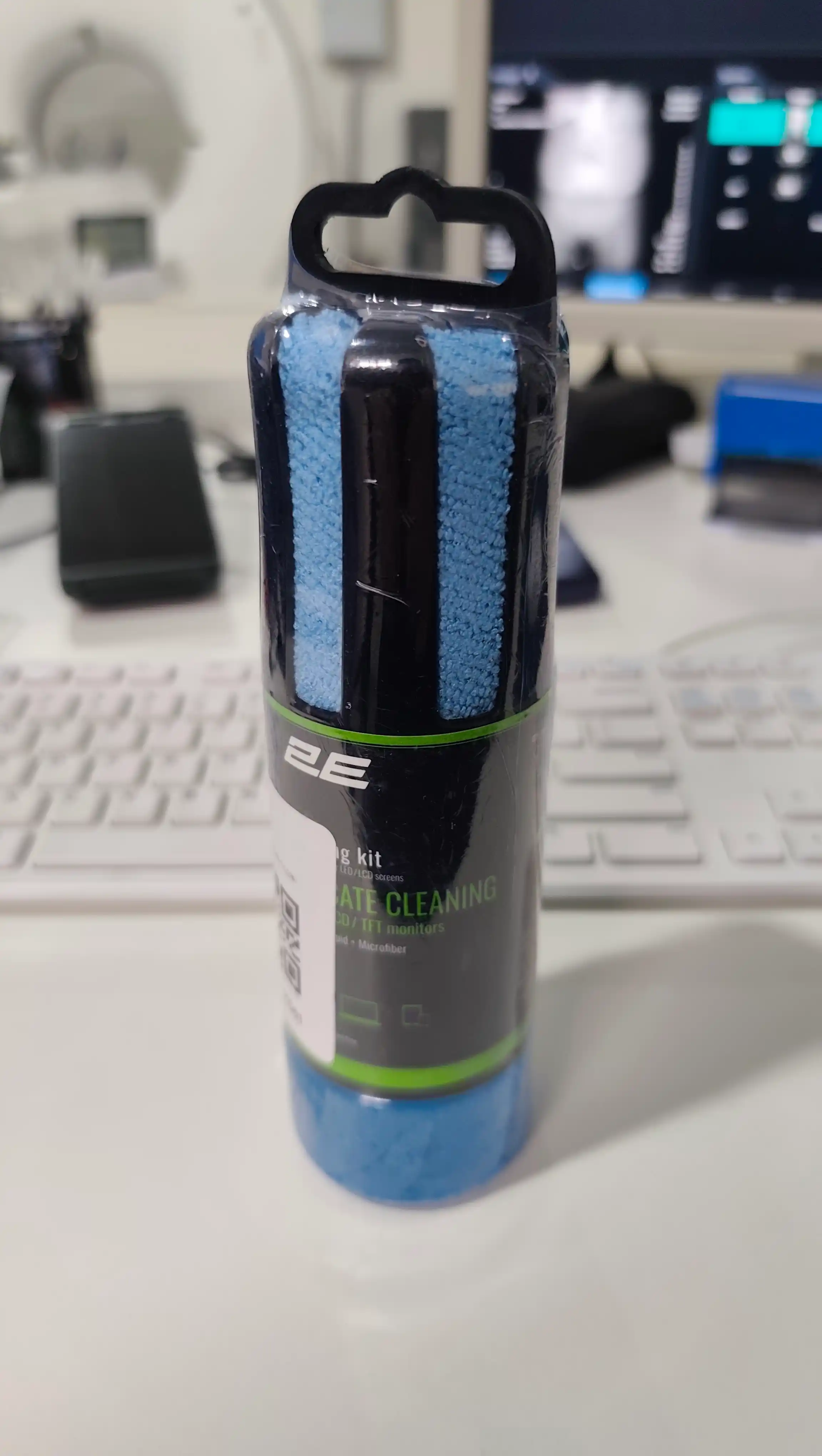 Набор для чистки монитора, телевизора, ноутбука, смартфона, оргтехники 2E Cleaning Kit