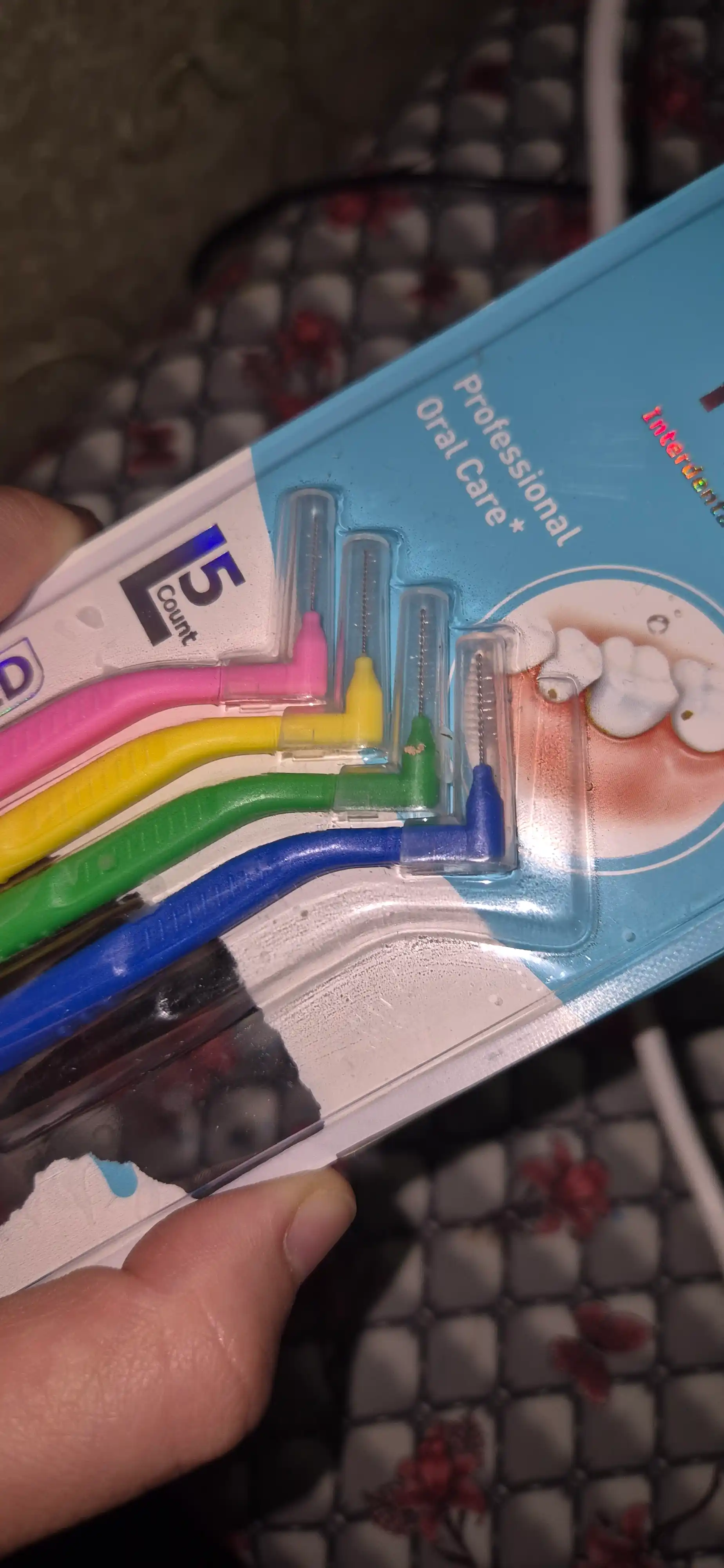 To'plamli tish cho'tkasi, ortodontik, interdental cho'tka