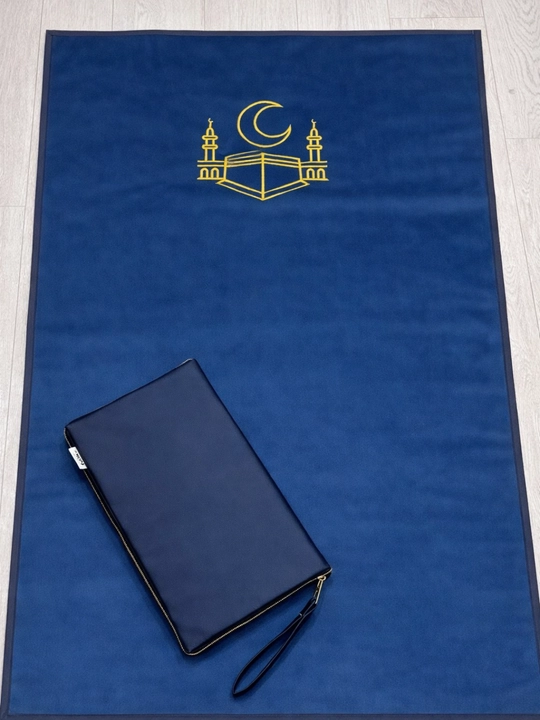 Joynamoz yumshoq matodan tikilgan, umra safari uchun juda qulay maxsus cho'ntak joynamoz