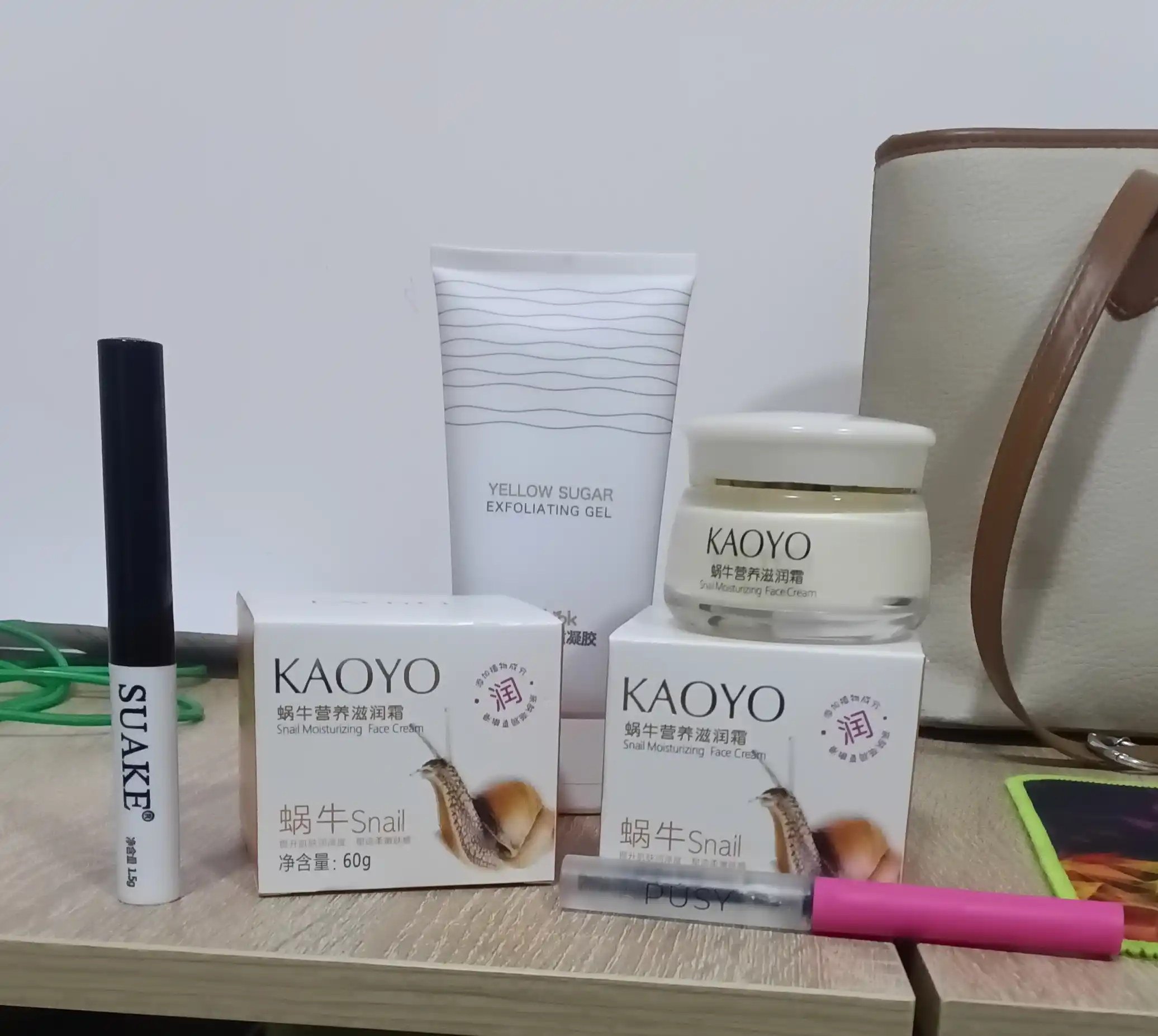 Крем для лица, увлажняющий, с экстрактом оливы и муцином улитки, KAOYO, 60 г