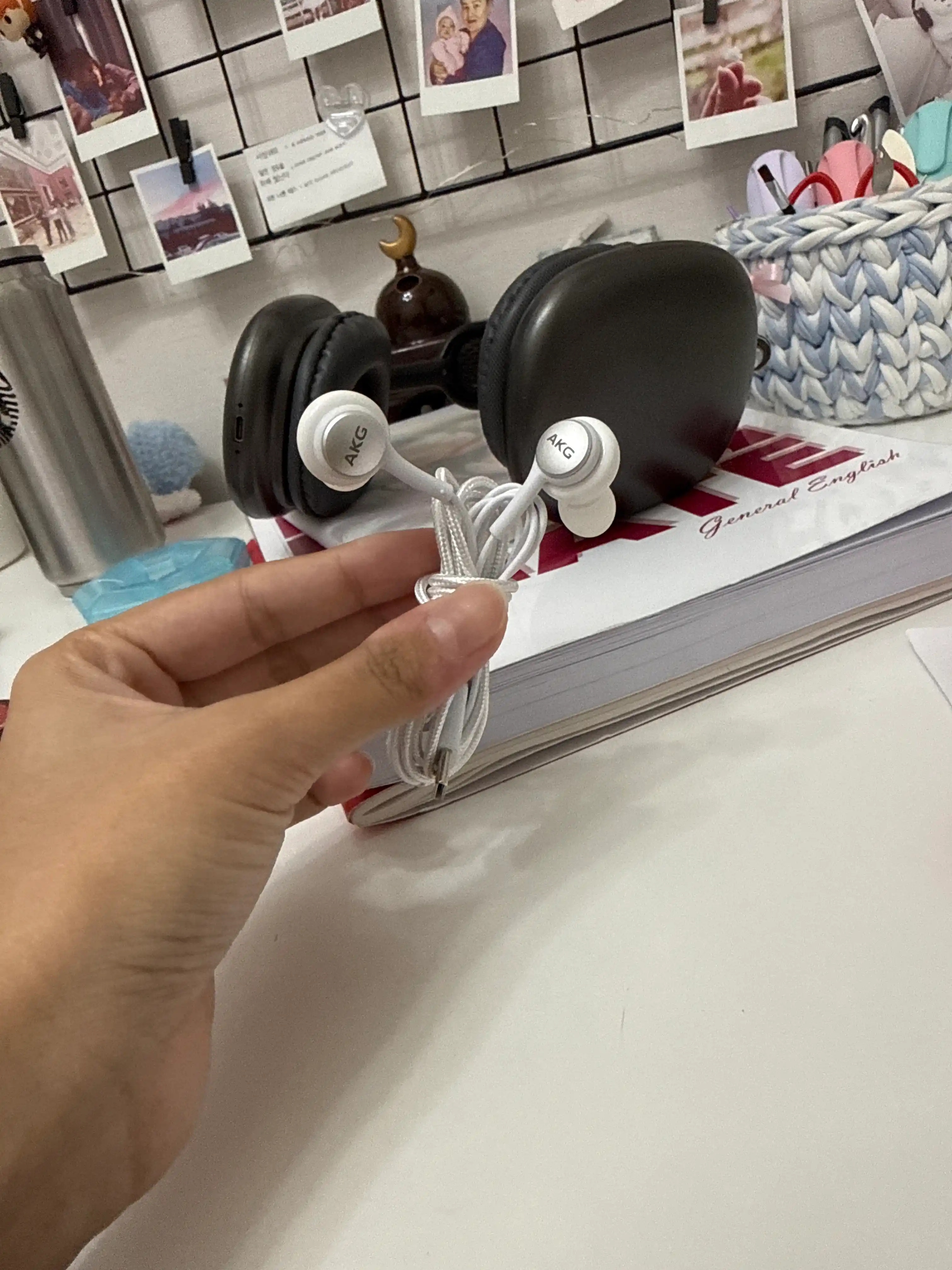 Type-C (USB-C) simli vakuumli quloqchin, mikrofonli garnitura