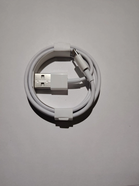 AVTO USB Type-C to Lightning kabel — iPhone uchun tez zaryad, PD va ma'lumot uzatish