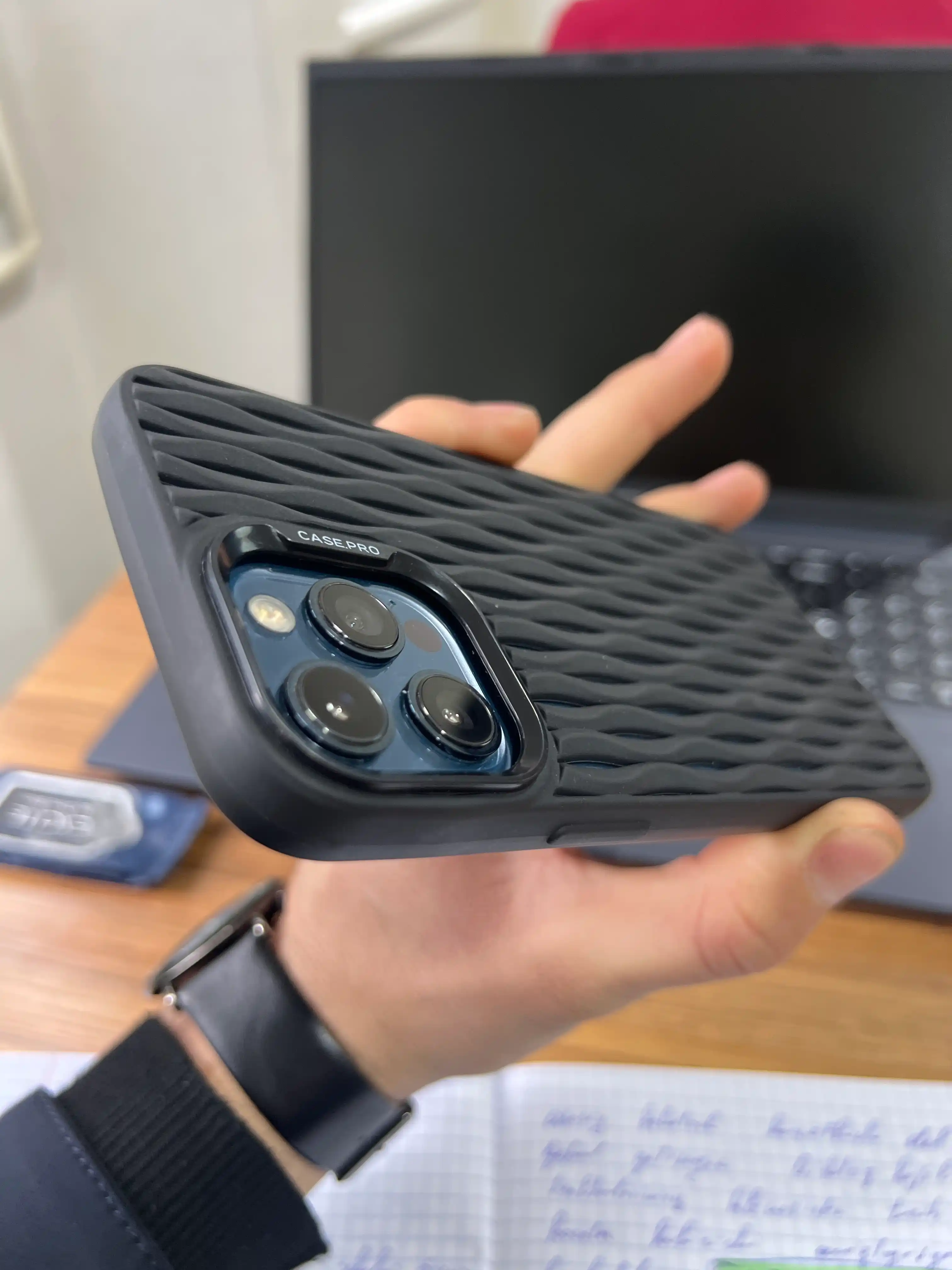 Чехол для iPhone 11, 12, 13, 14, 15, 16, 17 Pro, Pro Max