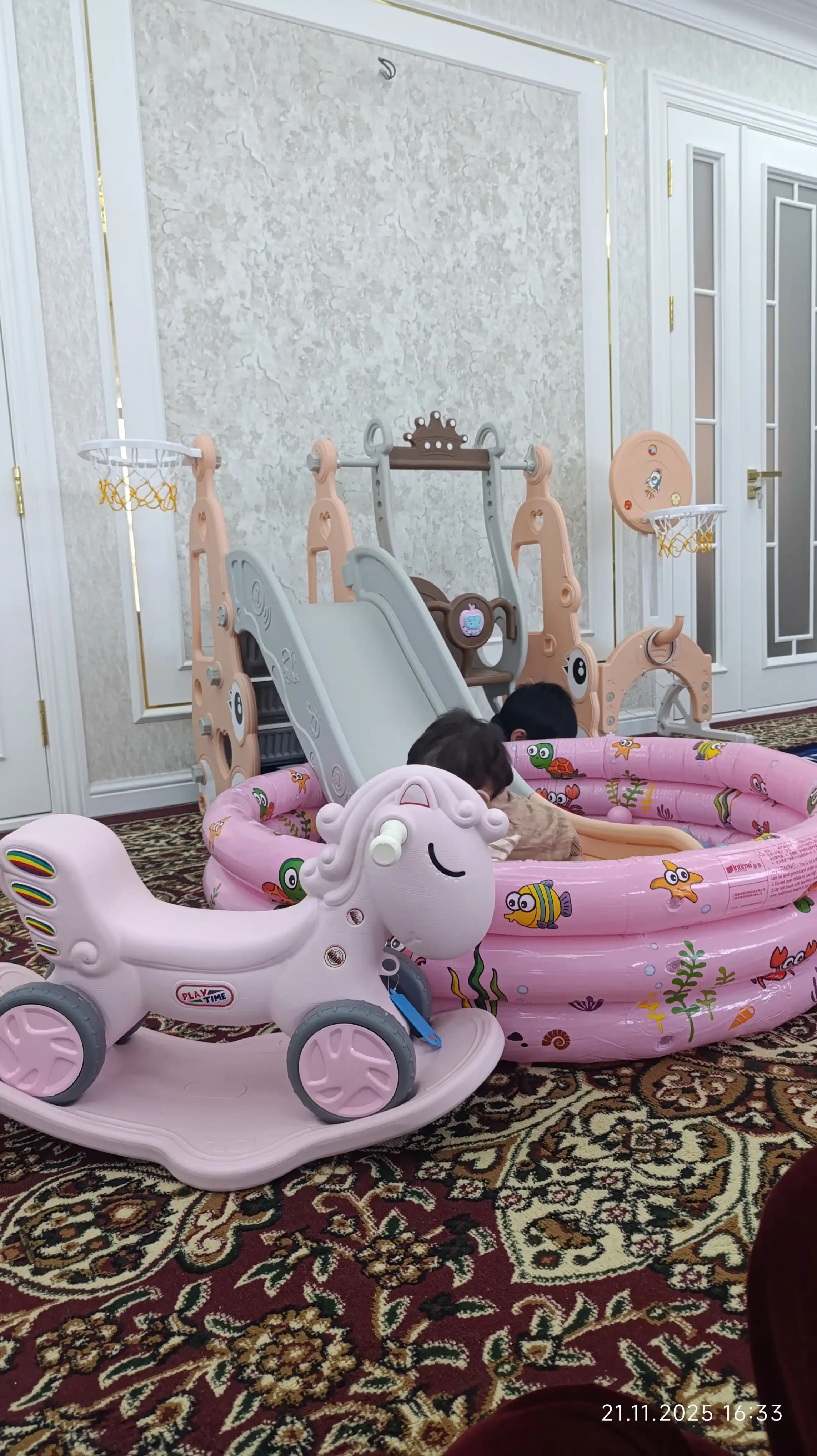 Детская лошадка-качалка, для детей от 1 года