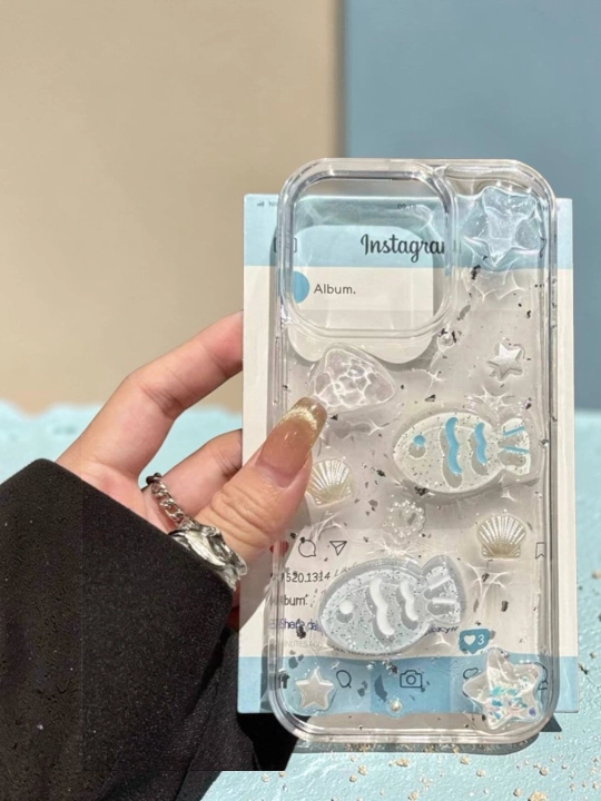 Чехол для iPhone прозрачный с 3D морскими декорами (рыбка, ракушки, блёстки)