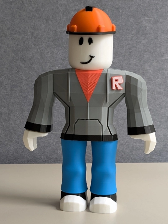 Roblox BUILDERMAN Hair figurasi, 28 sm - 3D personaj o‘yinchog‘i, kolleksiya modeli