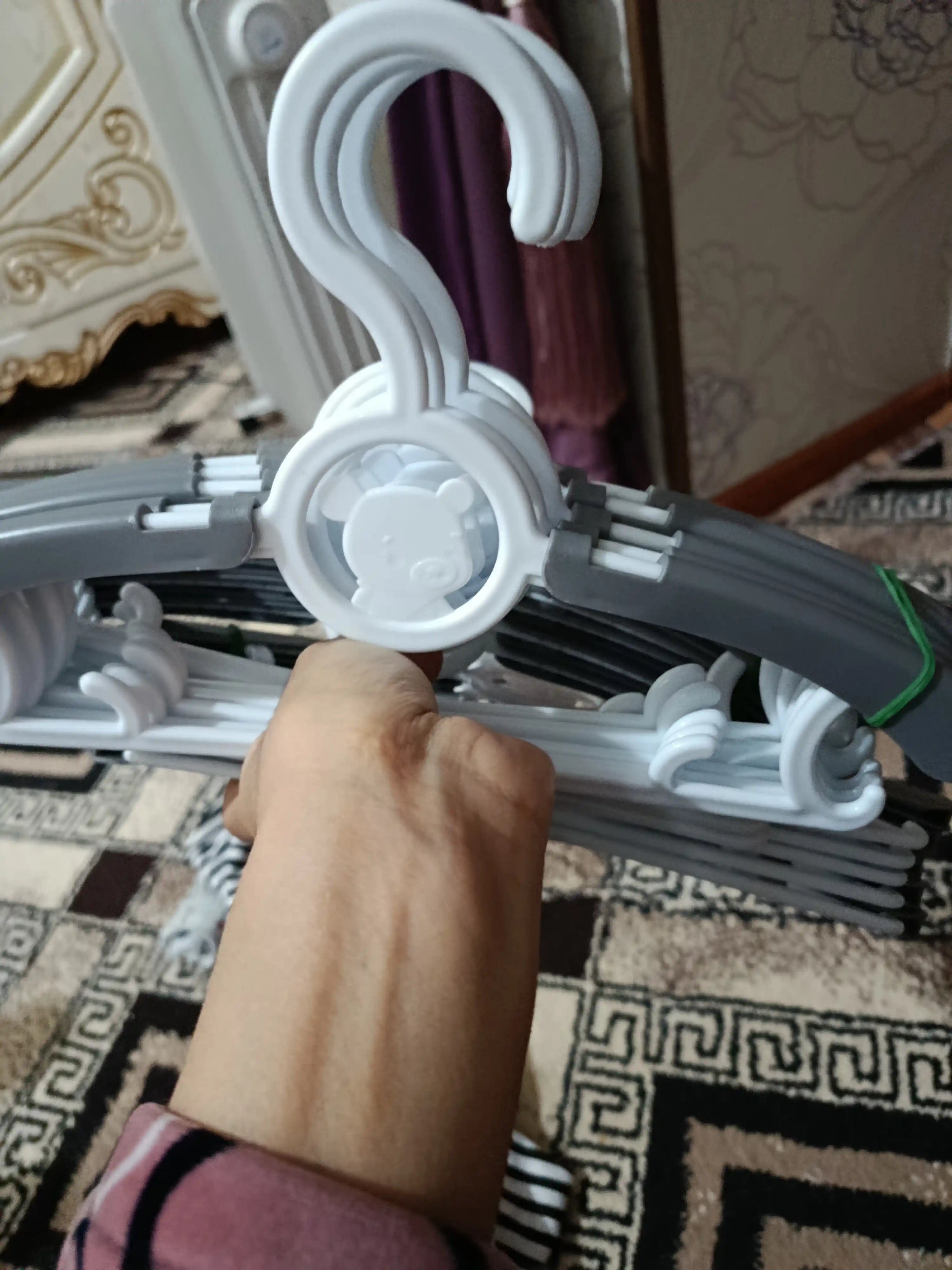 Вешалки плечики для одежды растущие трансформер, два размера