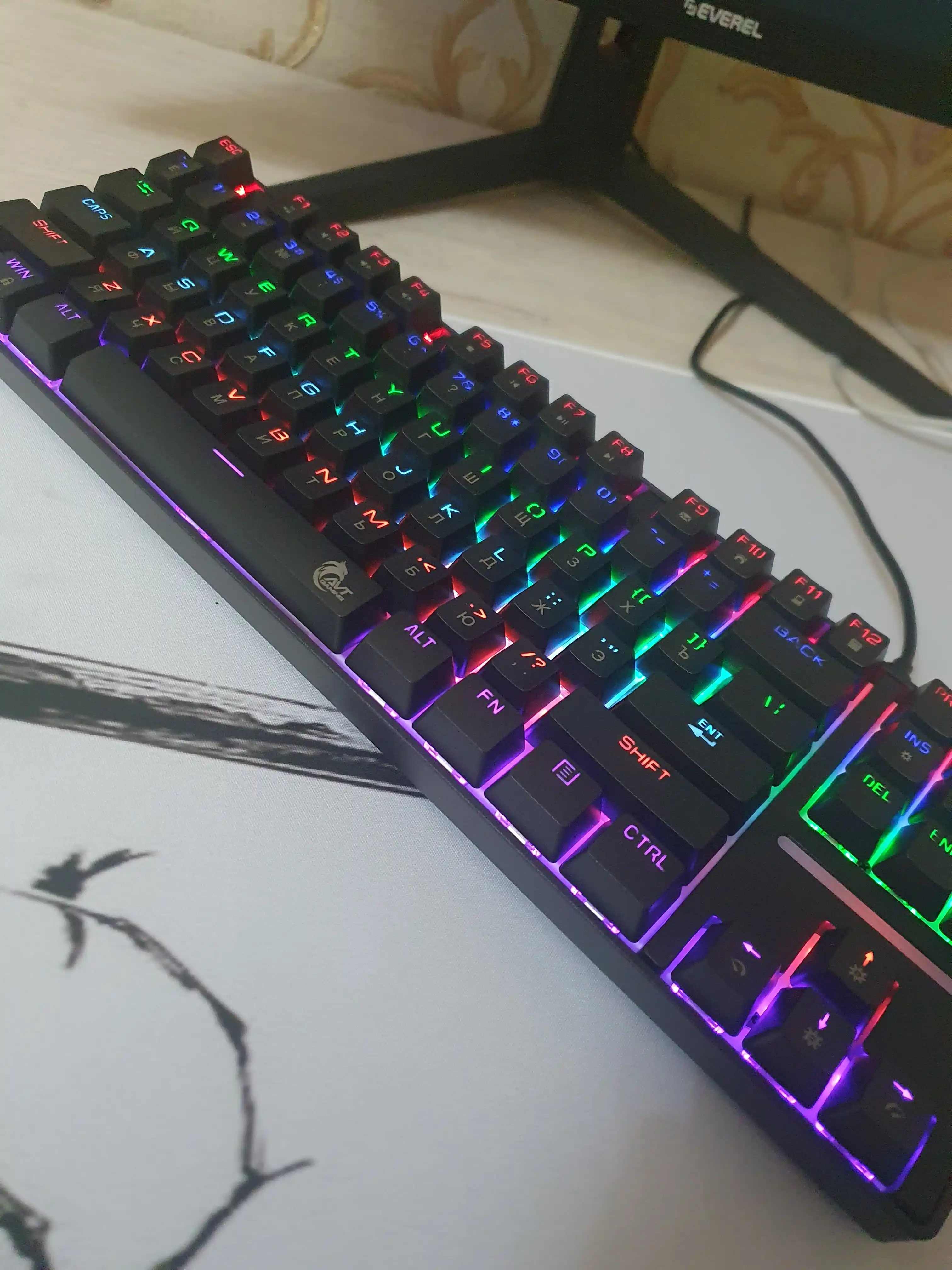 Simli AVT Gaming KGW06 Black o‘yin klaviaturasi