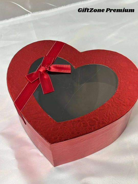 Yurak shaklidagi sovg‘a qutisi– romantik padarka karobka, bayram va tug‘ilgan kun uchun
