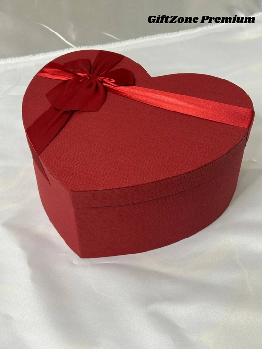 Yurak shaklidagi sovg‘a qutisi– romantik padarka karobka, bayram va tug‘ilgan kun uchun