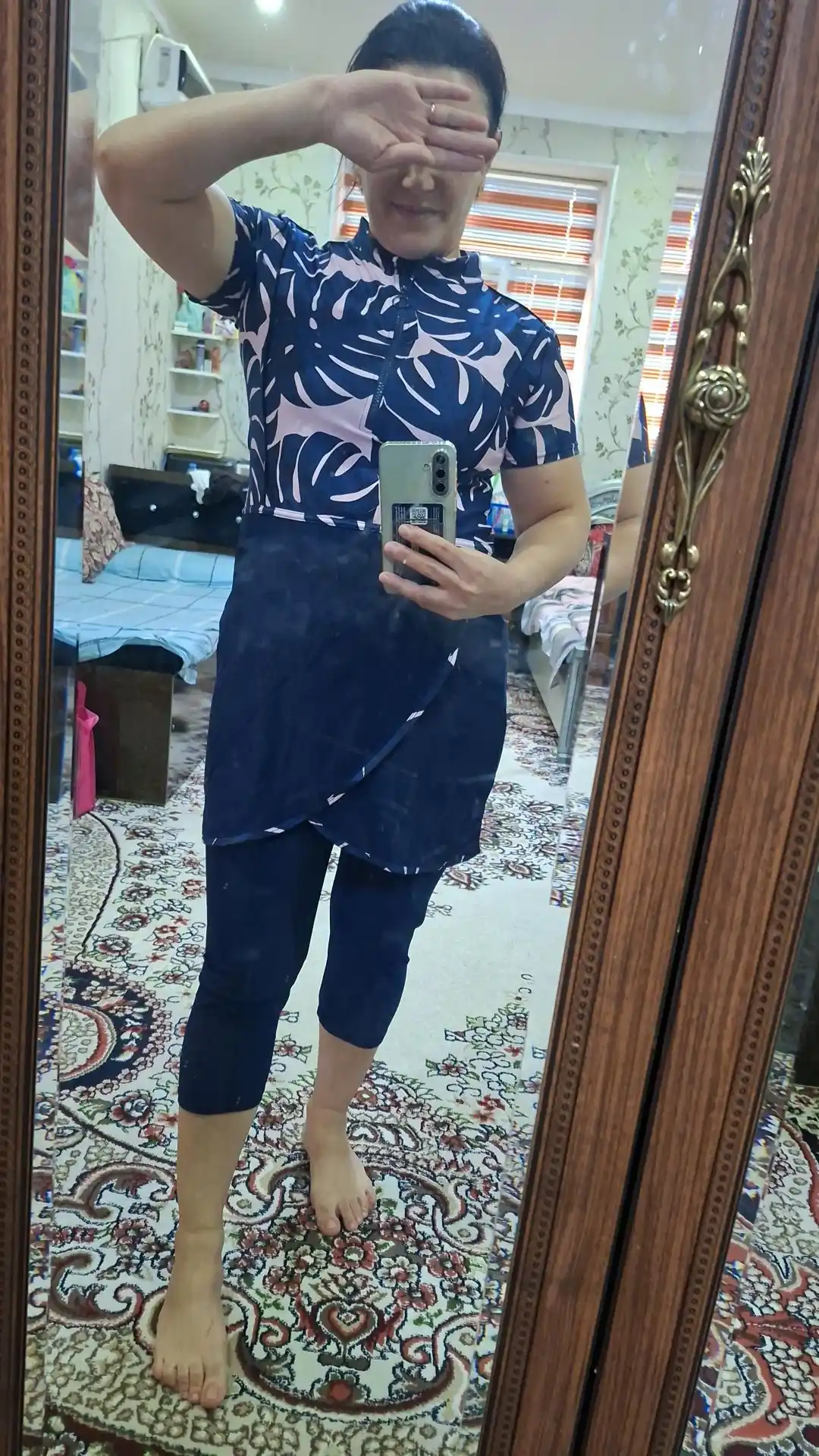 Ayollar cho‘milish kiyimi, yopiq, musulmoncha, burkini, katta o‘lchamli cho‘milish kiyimi