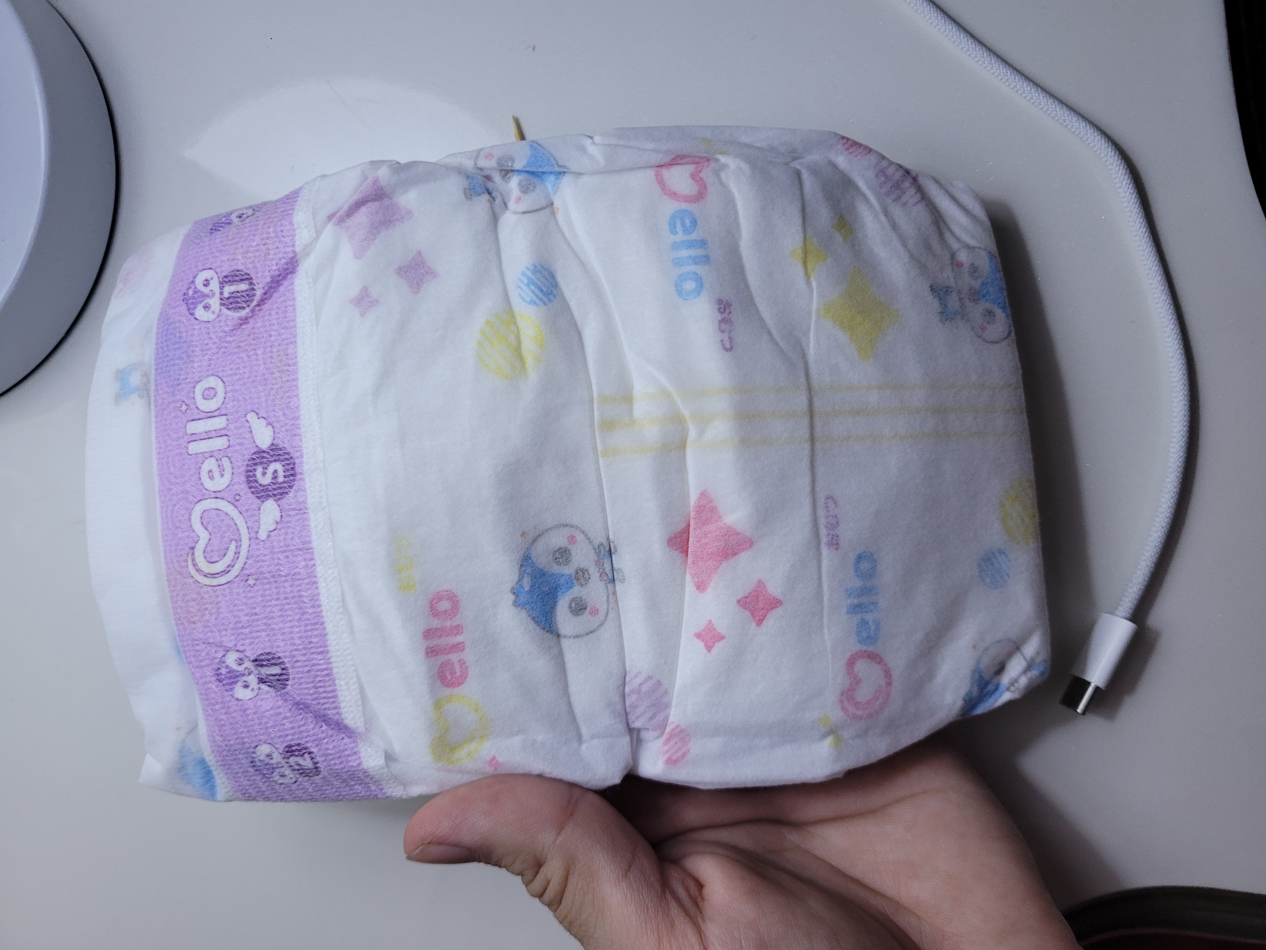 Yangi tug'ilgan chaqaloqlar uchun tagliklar MELLO,  S 4-8 kg, 72 dona