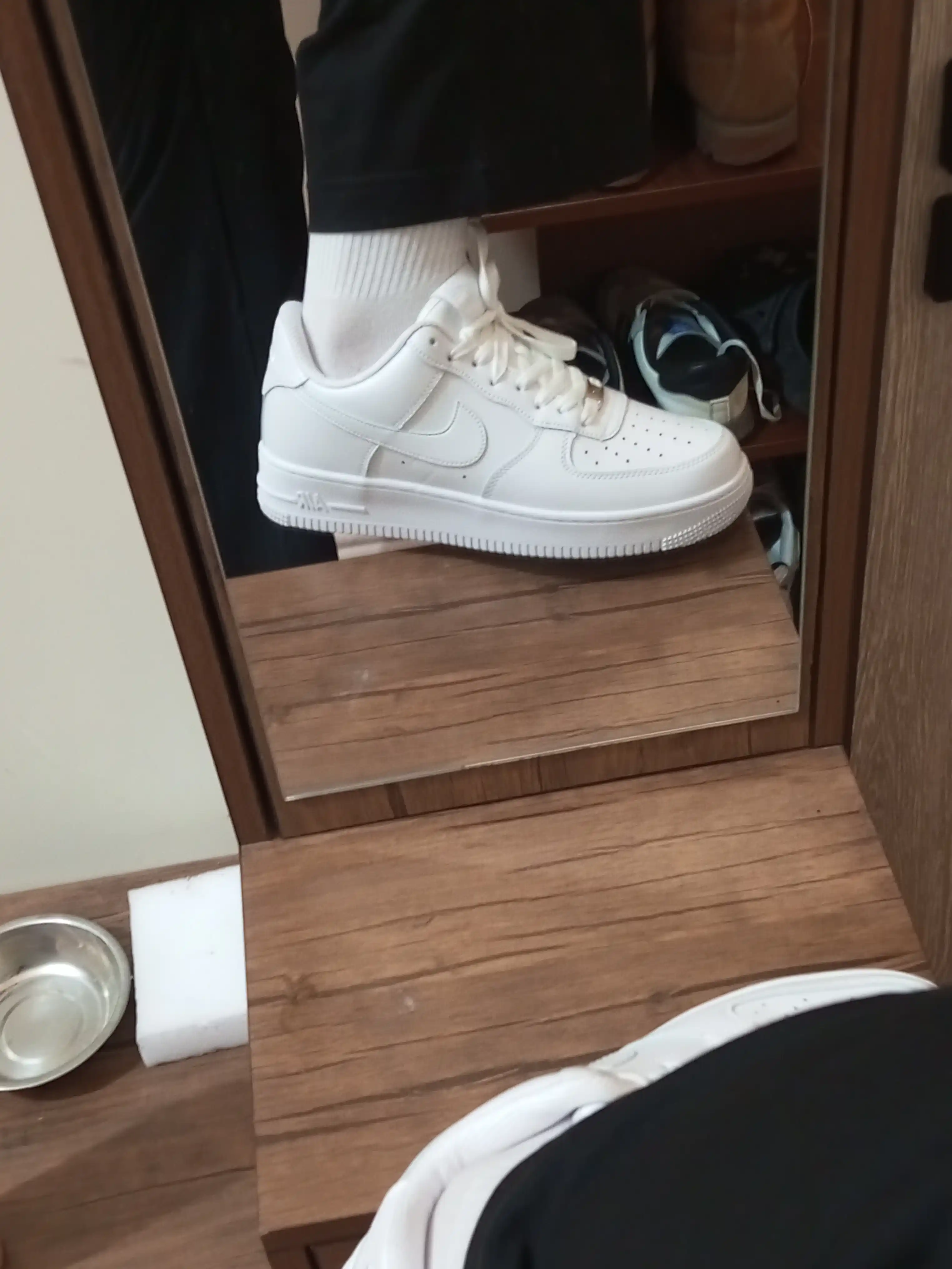 Nike Air Force erkaklar krossovklari