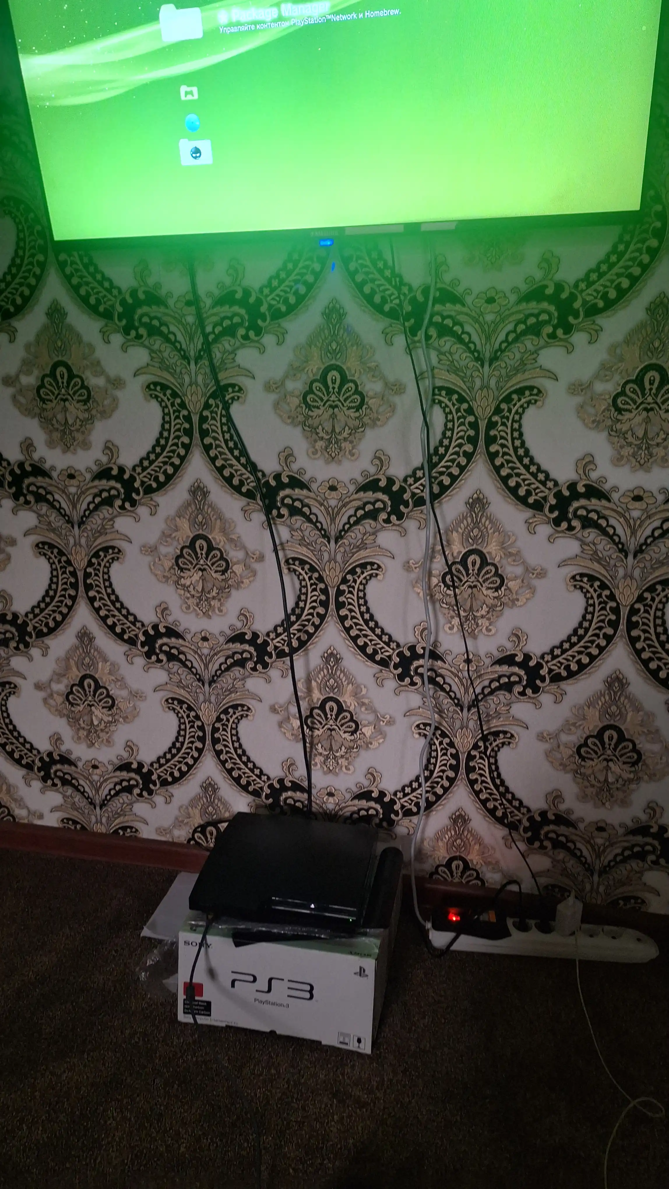 O'yin konsoli Sony Playstation 3 Slim PS3 o'yinlar bilan ,4 ta joystik