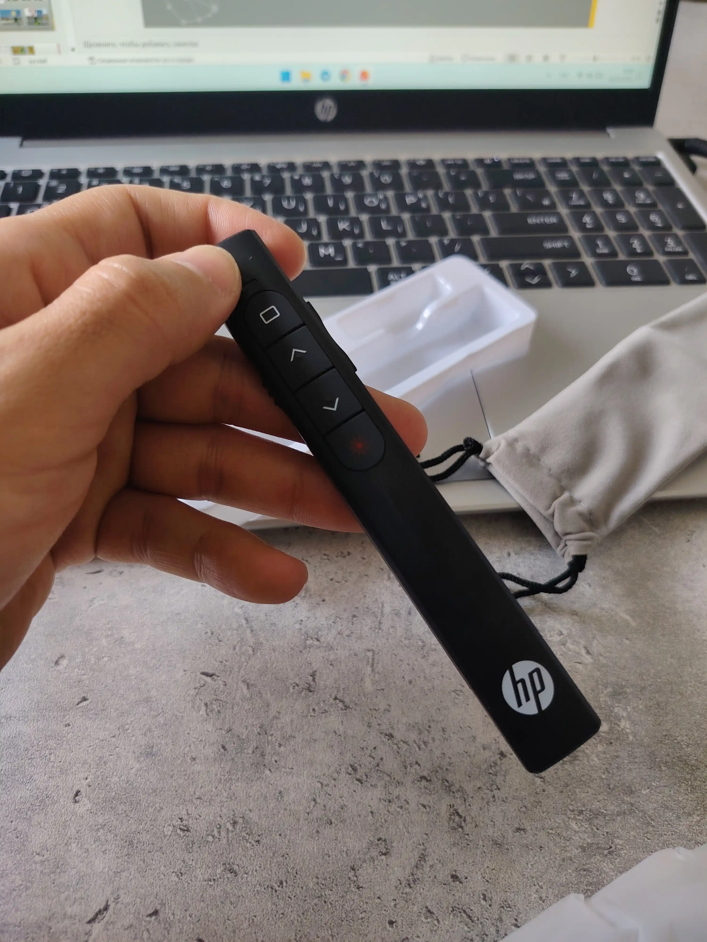 HP lazer ko'rsatgichi bilan taqdimotlar uchun kliklovchi taqdimotchi
