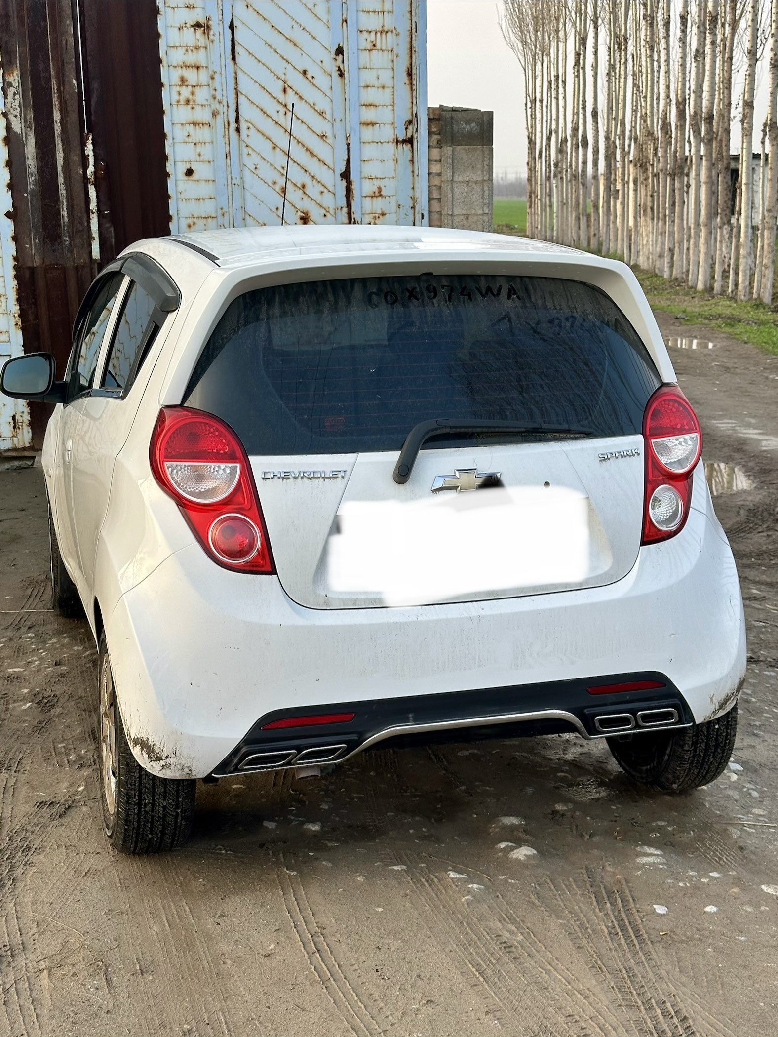 Юбка заднего бампера в стиле AMG для автомобиля Chevrolet Spark