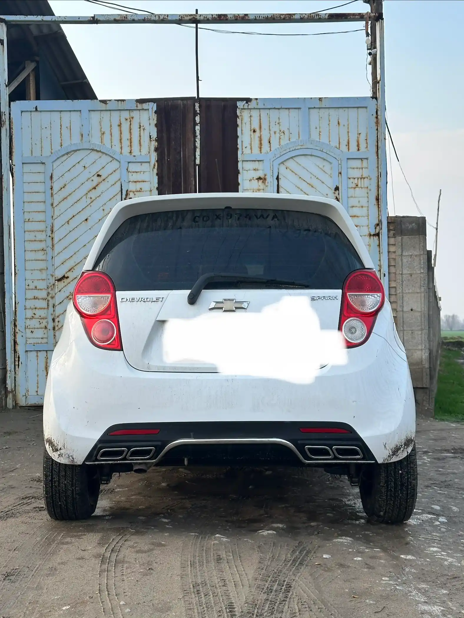 Юбка заднего бампера в стиле AMG для автомобиля Chevrolet Spark