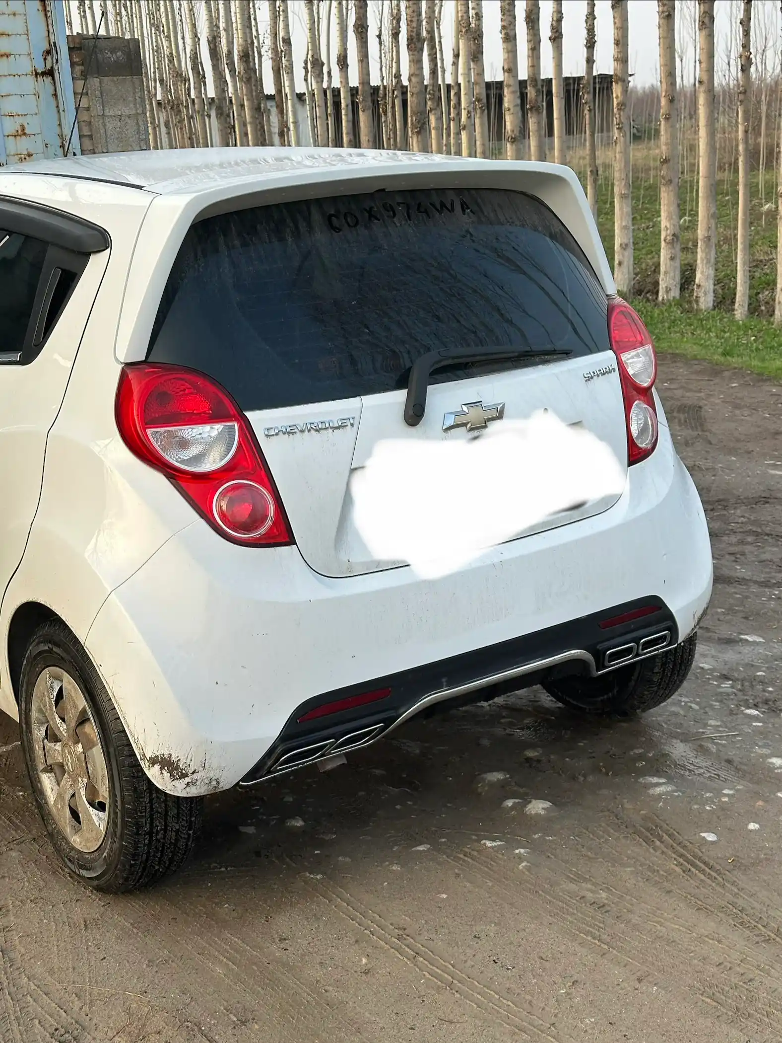 Юбка заднего бампера в стиле AMG для автомобиля Chevrolet Spark