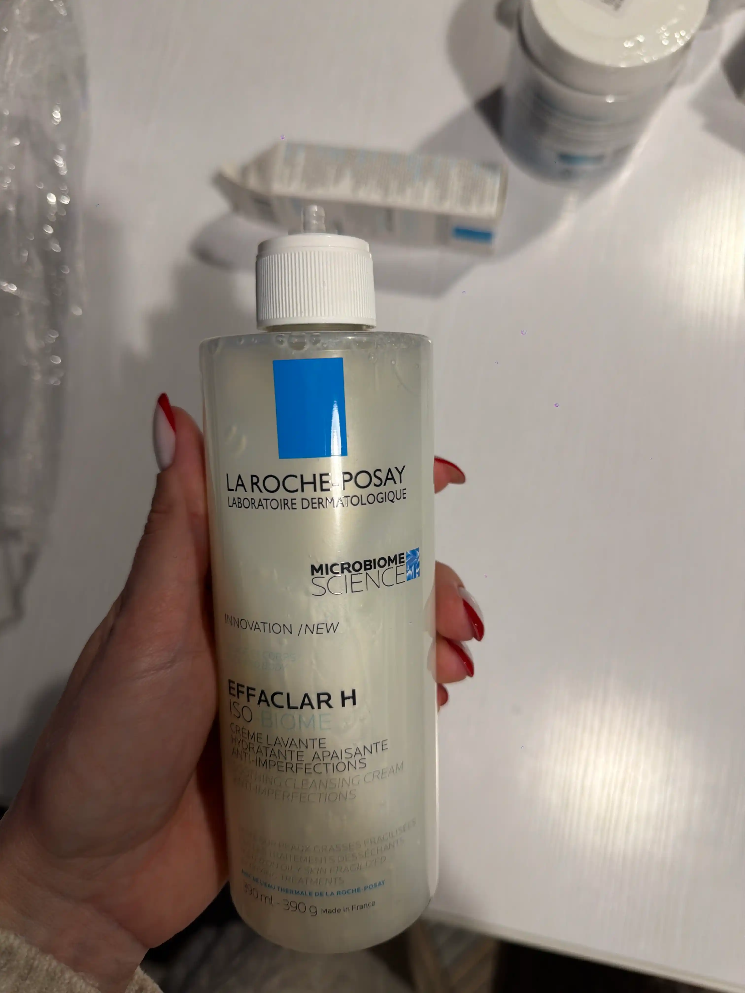 Tinchlantiruvchi tozalovchi krem jeli LA ROCHE POSAY EFFACLAR H ISO-BIOME, nomukammallikka qarshi, 390 ml