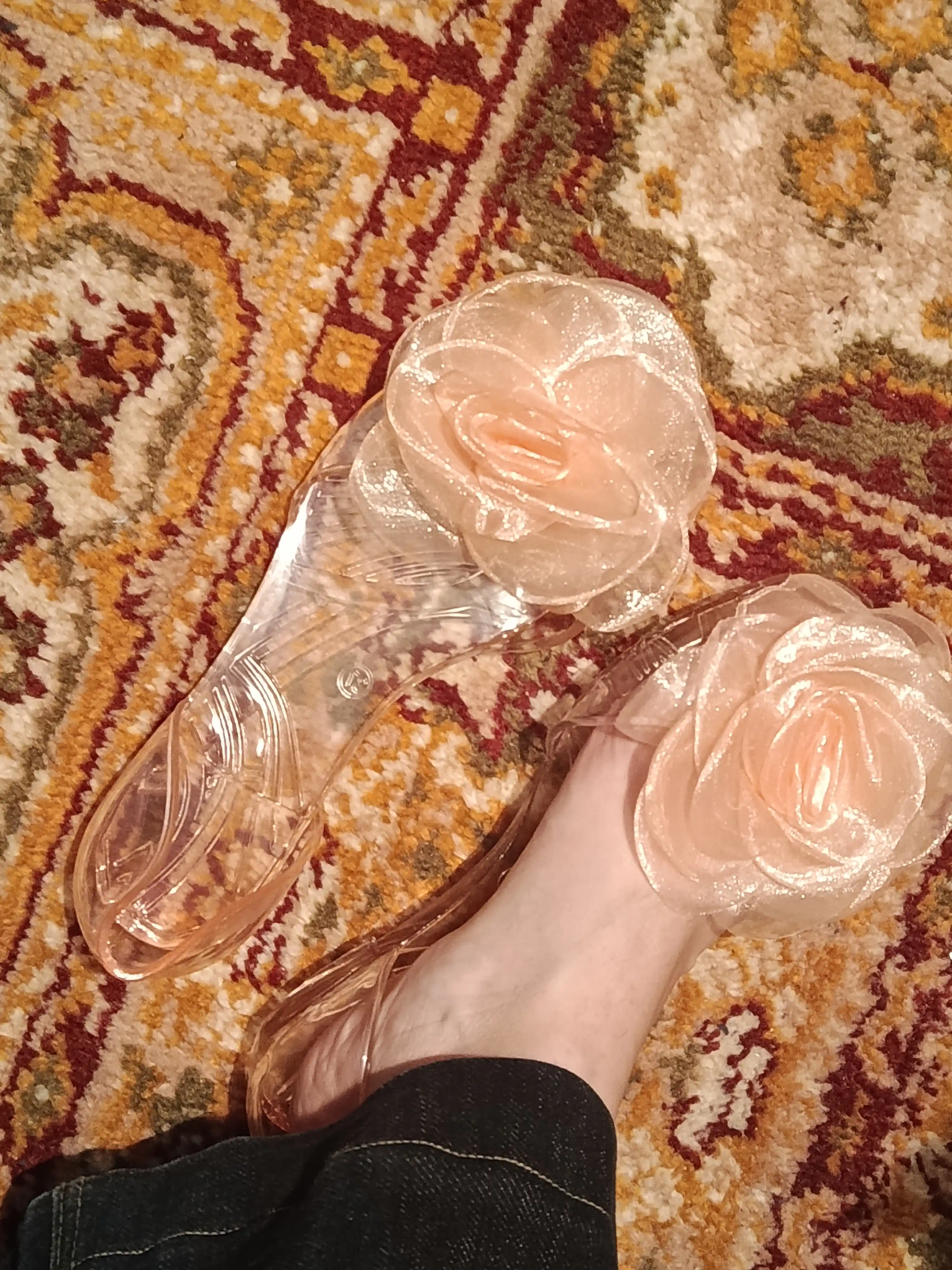 Ayollar va qizlar uchun yozgi va kuzgi baletkalar va tuflilar