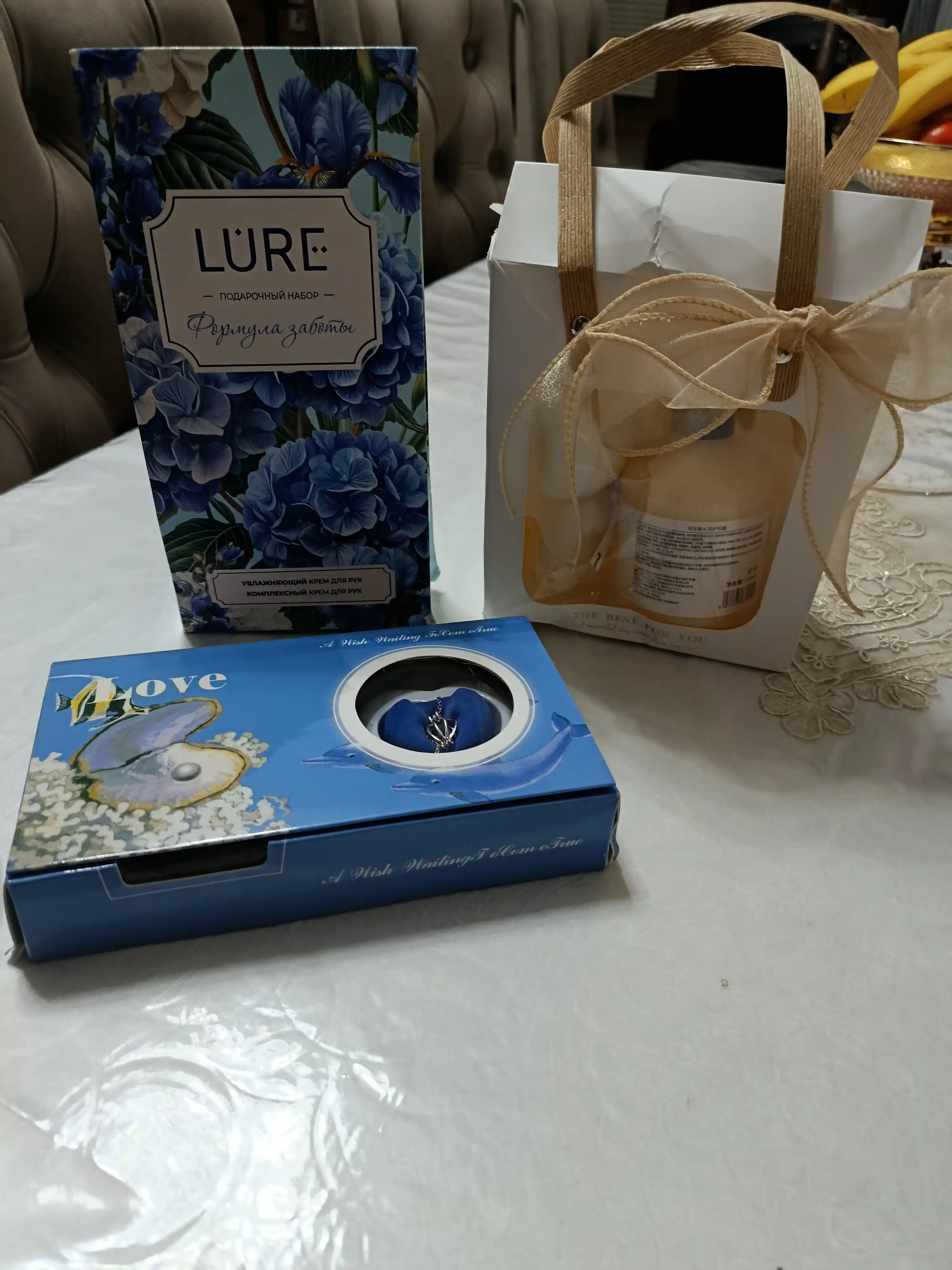 LURE to‘plami — 75 ml qo‘l kremi namlovchi + 75 ml qo‘l kremi kompleks parvarish