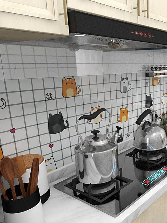 Mebel va devorlar uchun o‘zi yopishadigan plyonka, 0.6 m x 10 m o‘lchamdagi alyuminiy folga