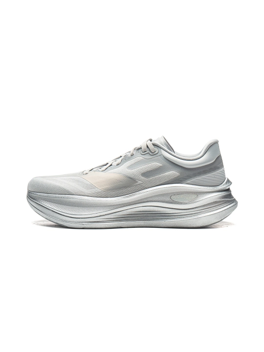 Yugurish uchun krossovkalar Li-Ning CLOUD amortizatsiyasi va MONOYARN nafas oluvchi - 