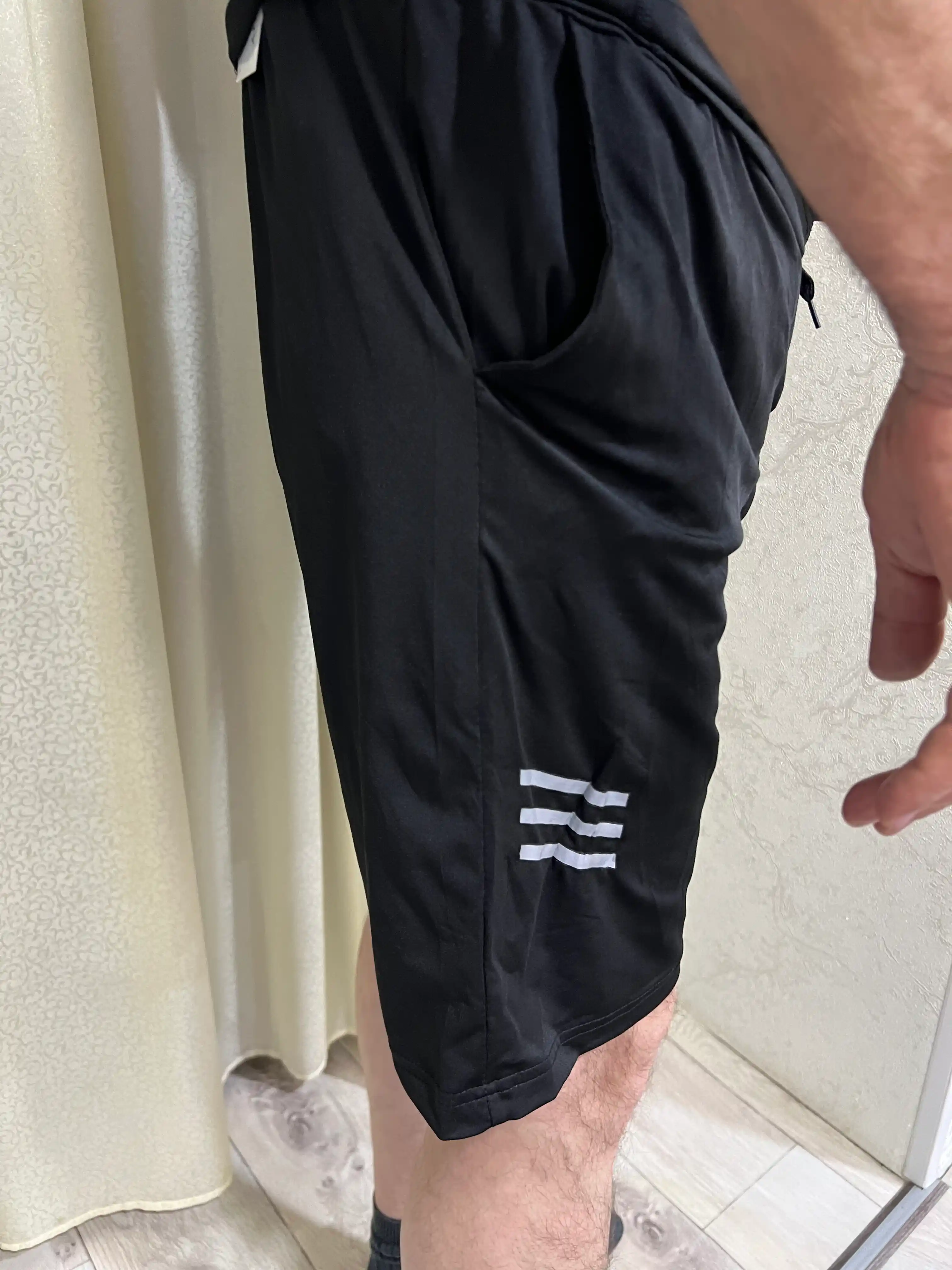 Erkaklar shortigi, sport, mashq uchun, qora