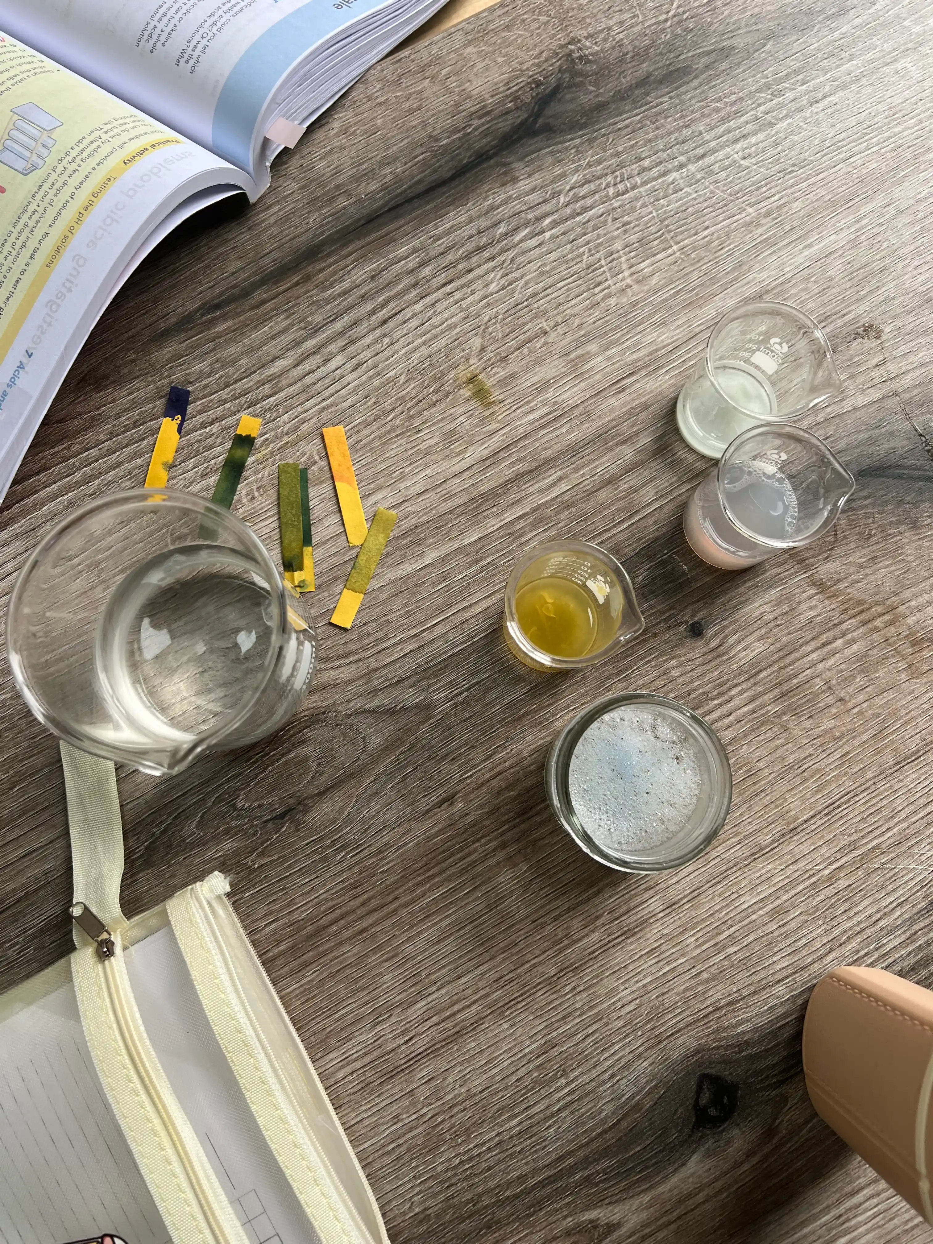PH - test chiziqlari 1 - 14, qog'oz, lakmus
