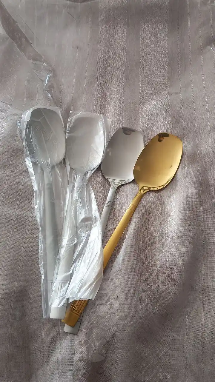 Desert qoshiqlari katta