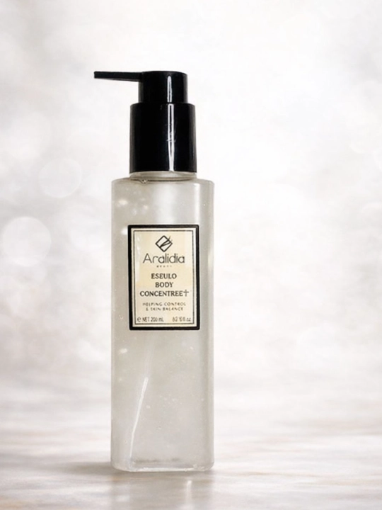 Aralidia Eseulo Body Concentree+ – увлажняющий гель для тела для контроля и баланса кожи - 
