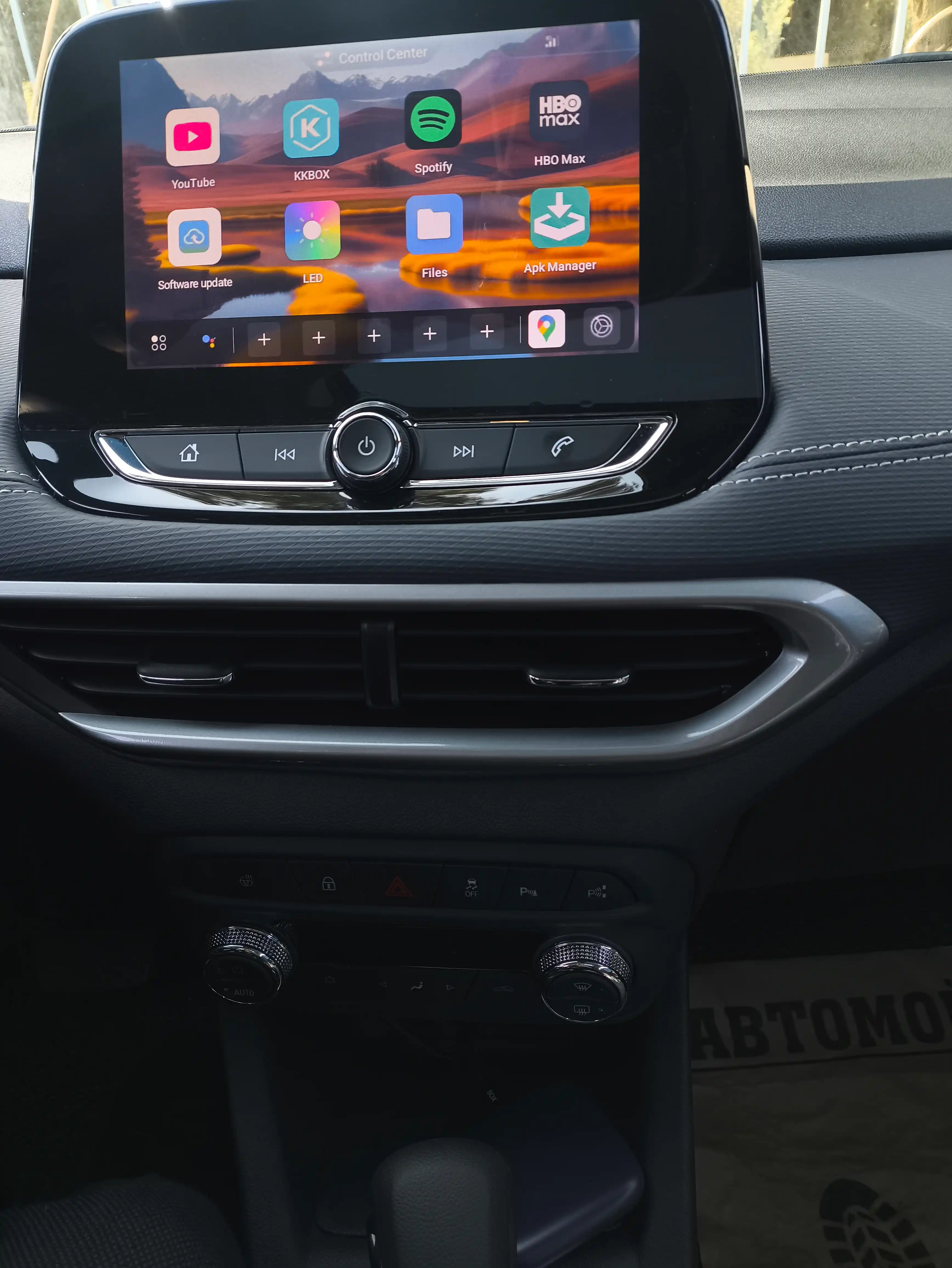 Carplay Ai Box avtomobil monitori uchun Android 4/64, 8/128
