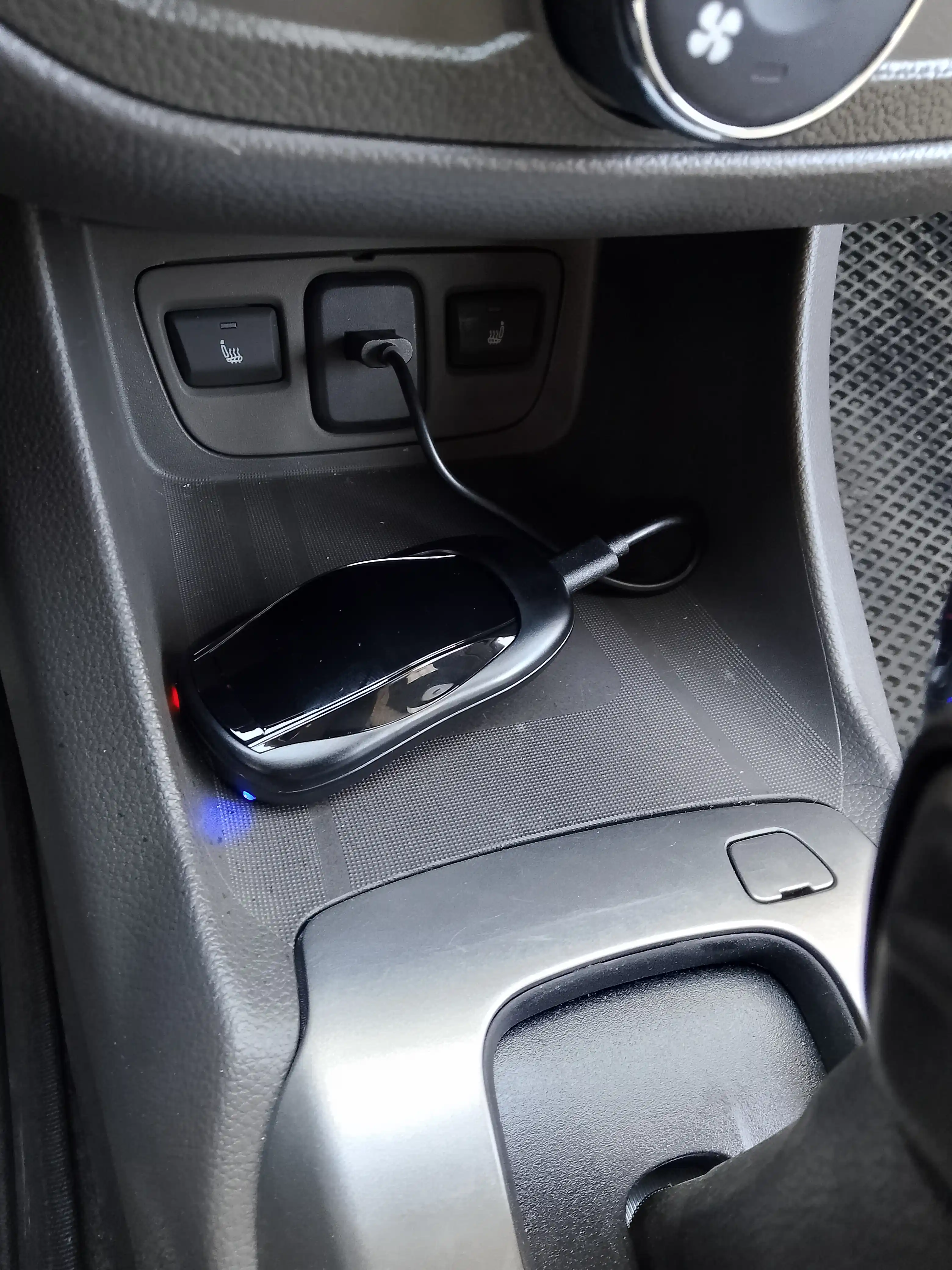 3 tasi 1 da CarPlay Ai Box adapteri Android 13 va Android Auto qo‘llab quvvatlaydi