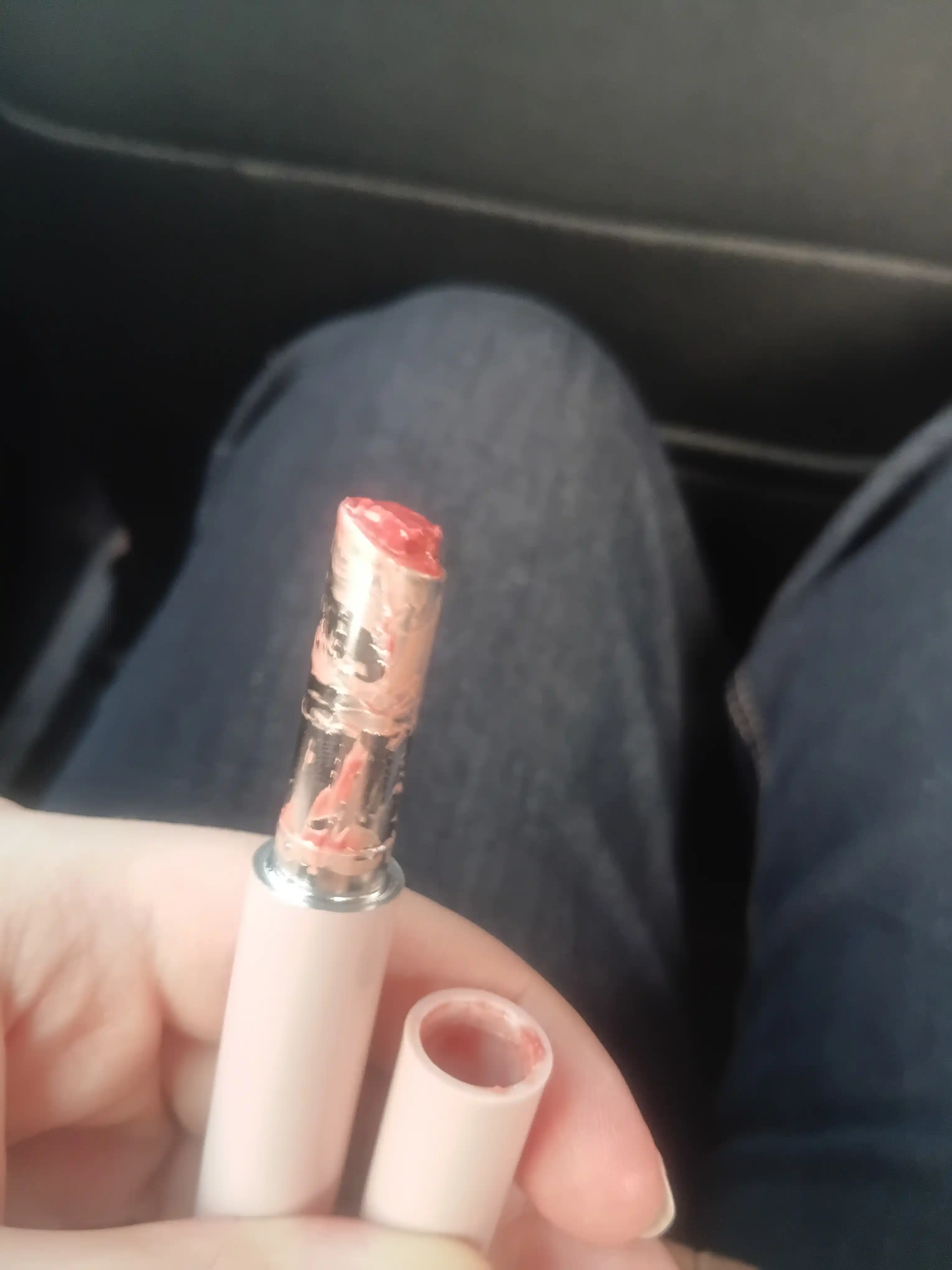 Blesk lab bo'yog'i GEGE BEAR suyuq, shisha effekti bilan, 6 ta rang, namlovchi