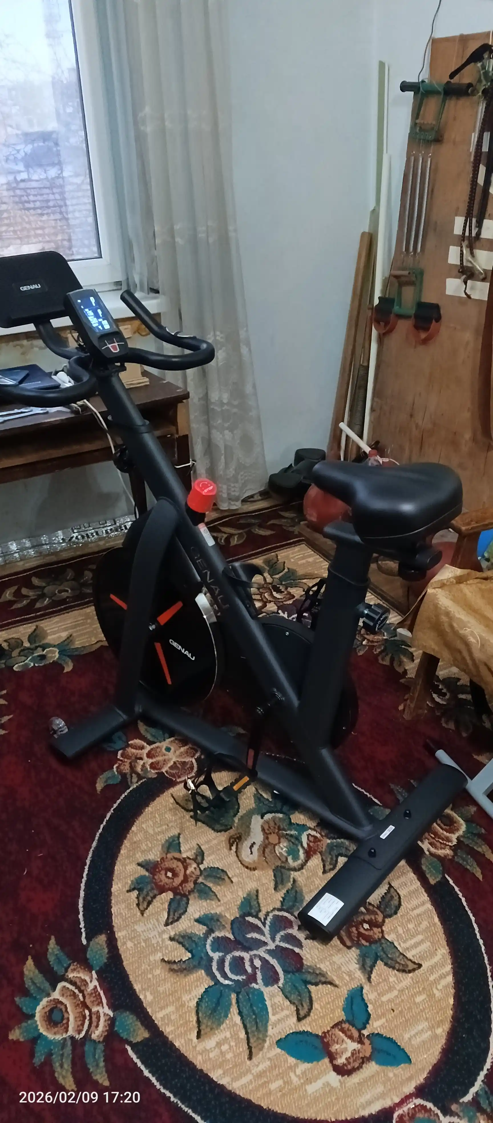 Велотренажер Genau Zest Pro C6, максимальный вес пользователя 150 кг SB1-02A