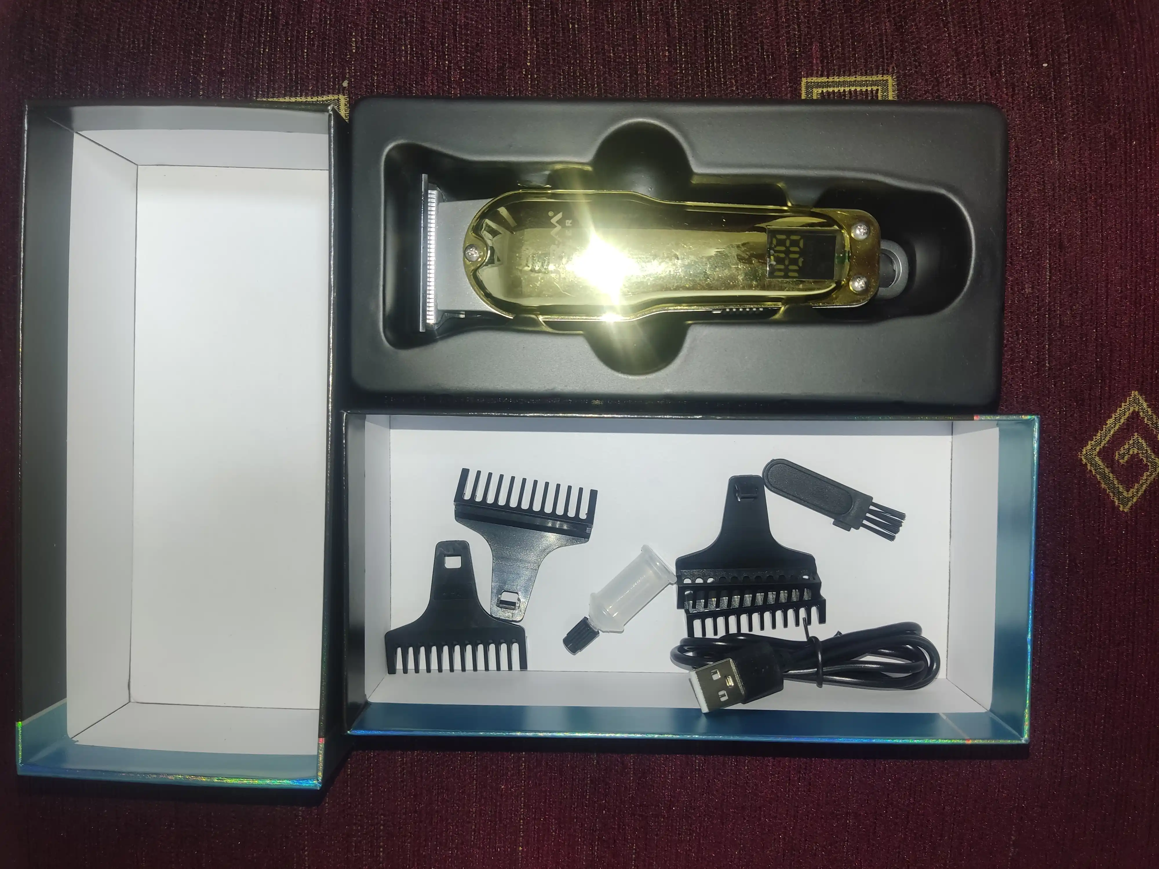 Professional soch va soqol oluvchi mashinka VGR V-290, akkumulyatorli trimer, oltin rang