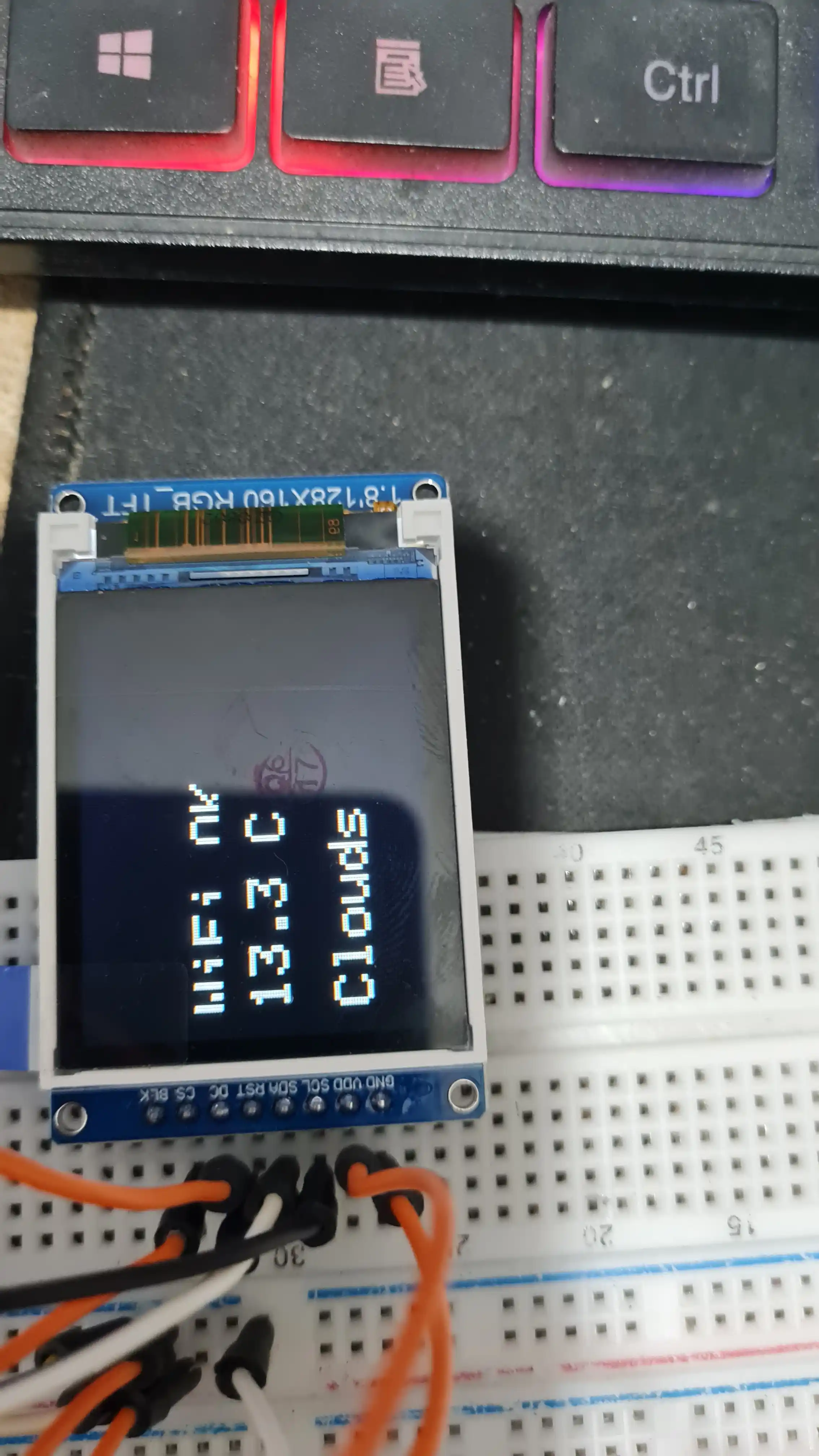 LCD displey rangi 128160, 1,8" TFT (ST7735S)
