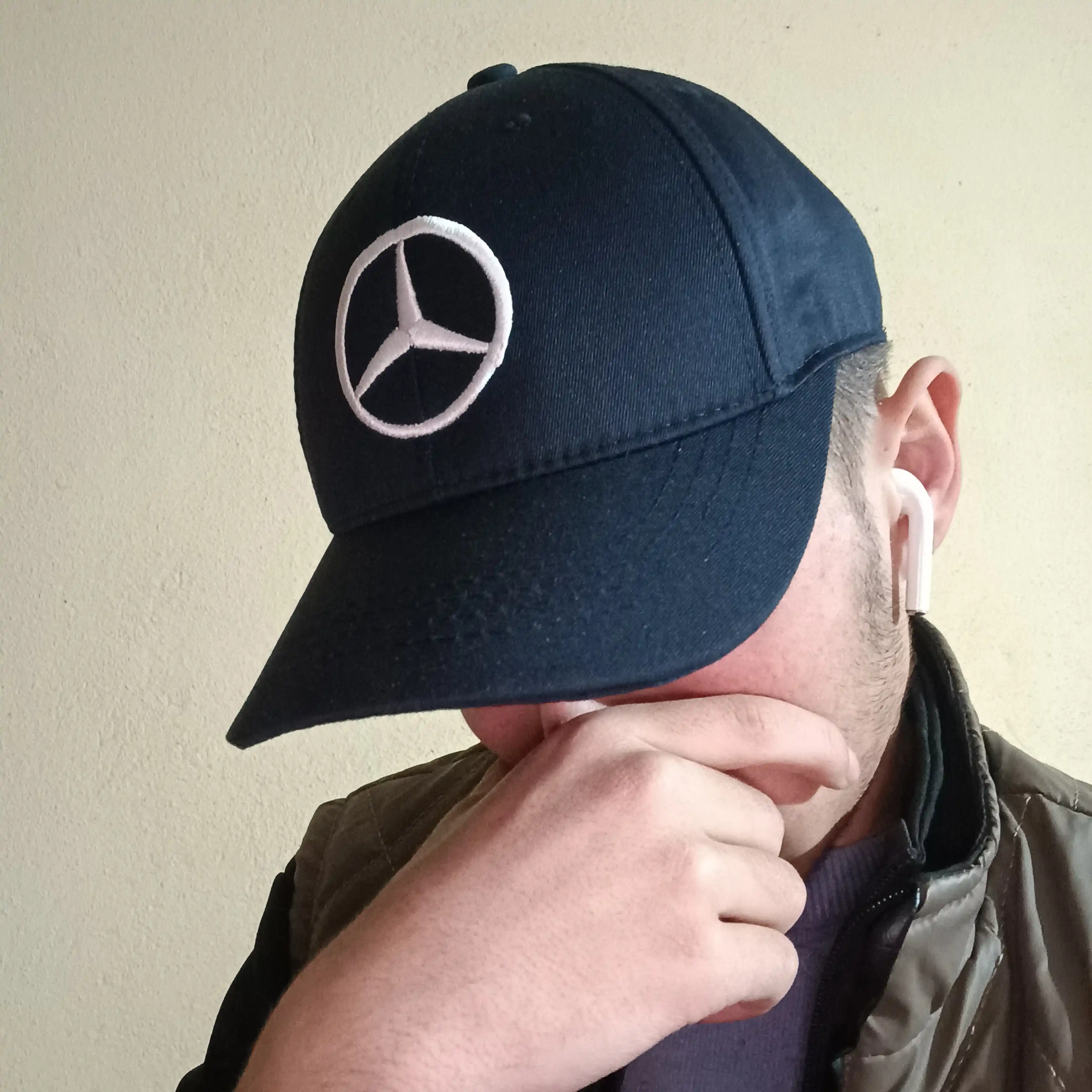 Кепка с логотипом MercedesBenz  спортивный, повседневный стиль универсальный головной убор