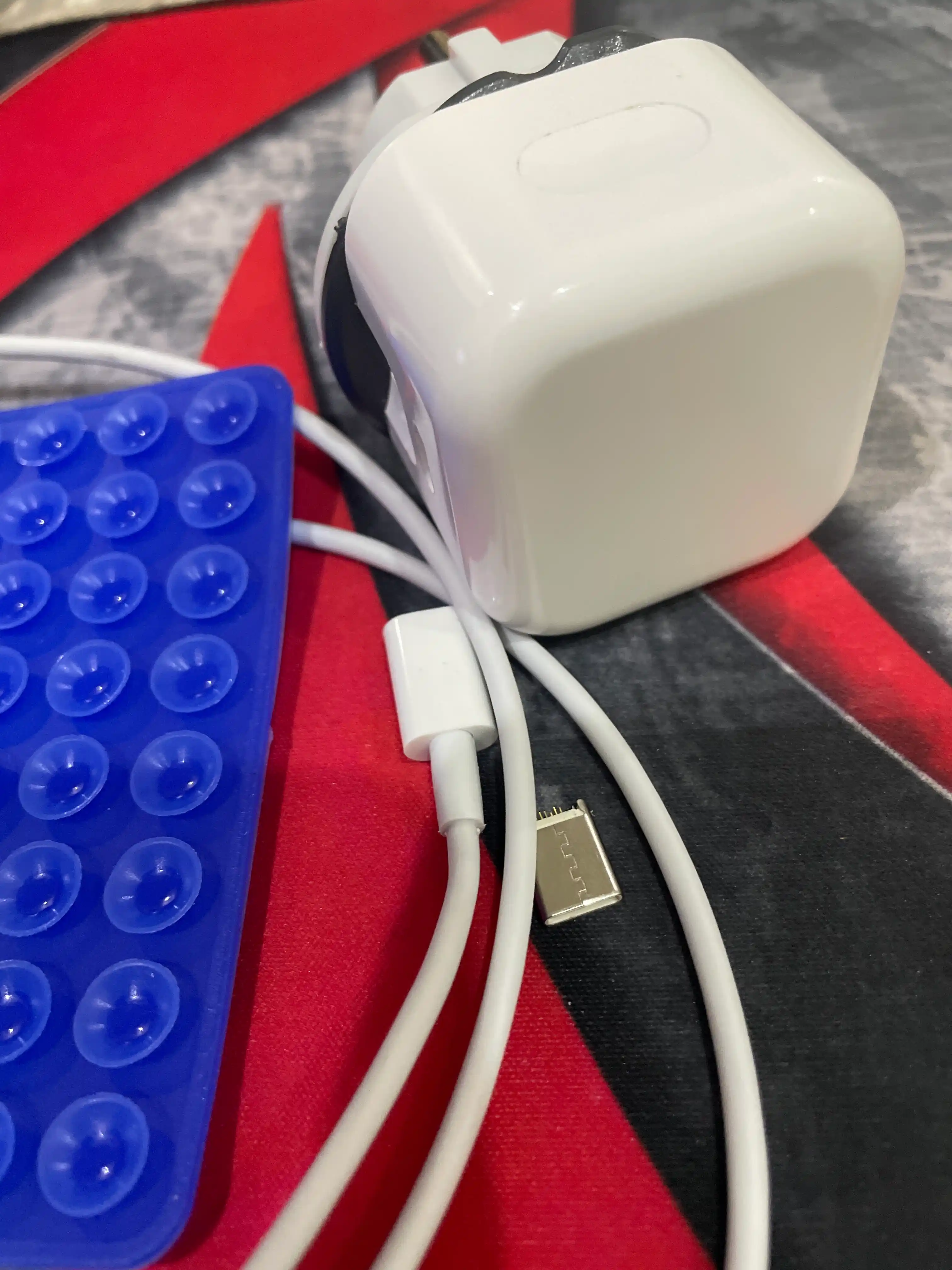 Защитное стекло на камеру Apple iPhone 11/12/13/14/15/16/17/18 Pro/Pro Max