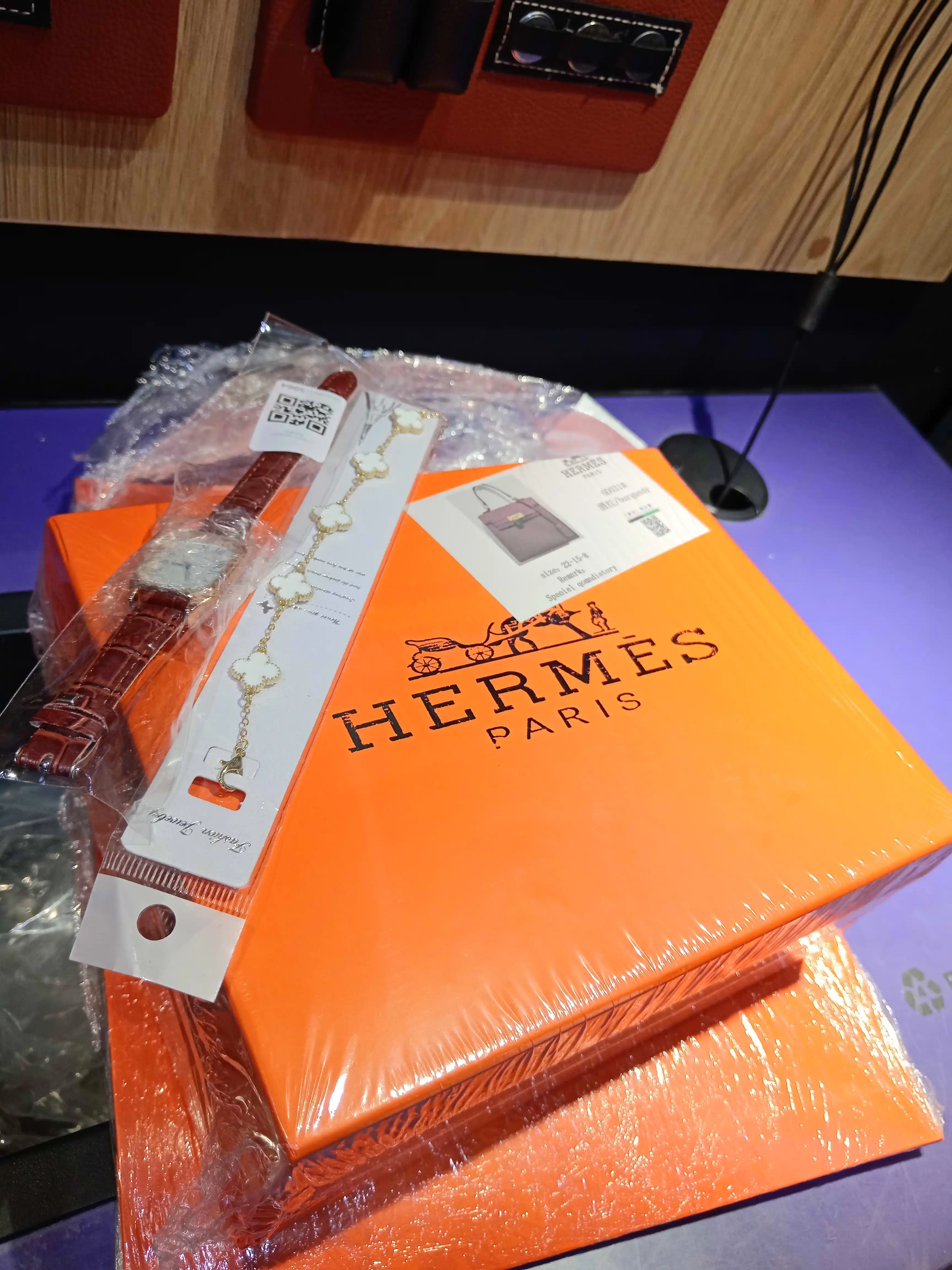 Женская сумка в стиле Hermes + подарочная упаковка к 8 Марта