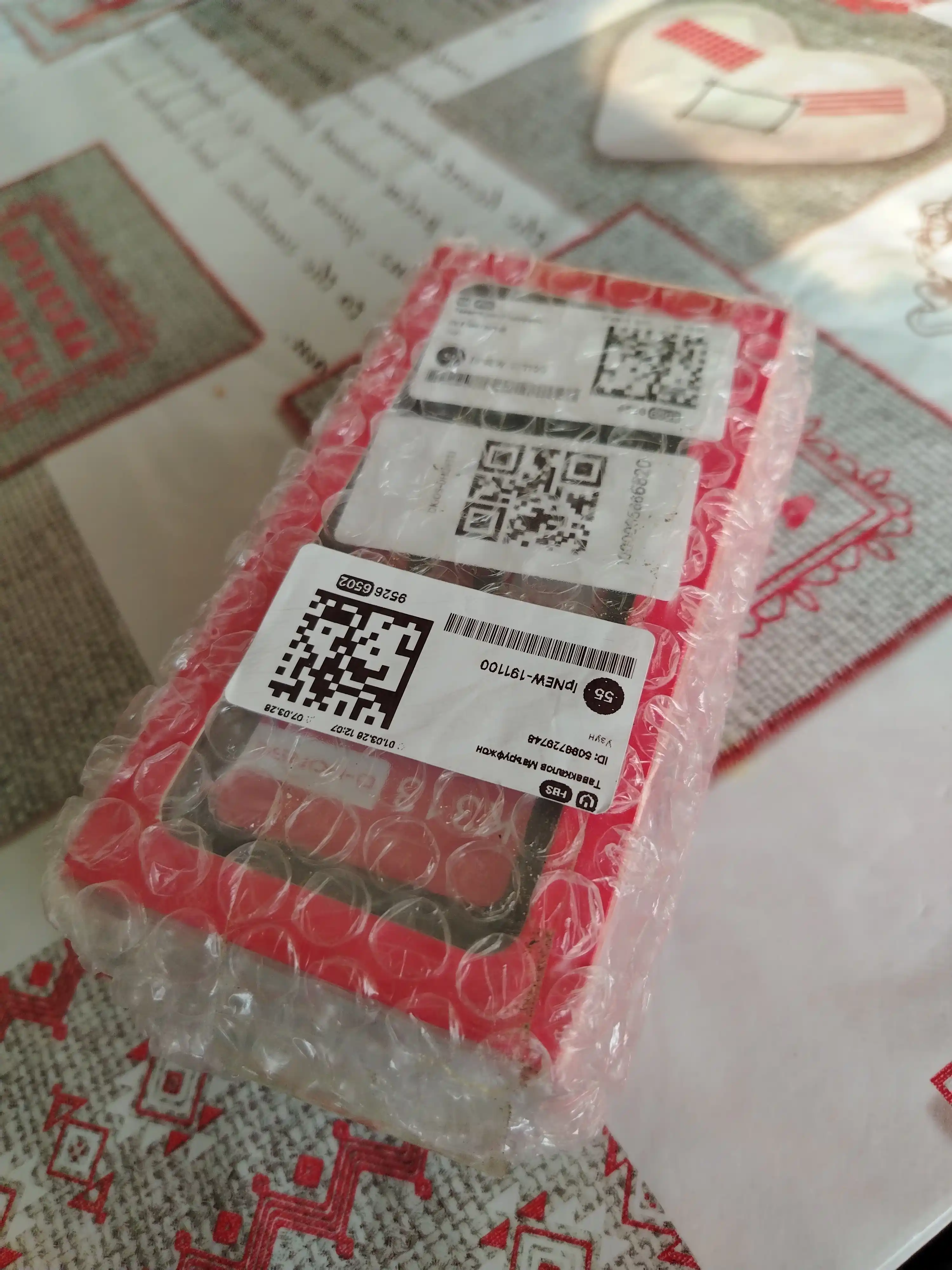 Knopkali telefon D-Horse K313, 2 sim karta, IMEI o'tgan, FM radio, 600 mAh, zaryadkasi bor