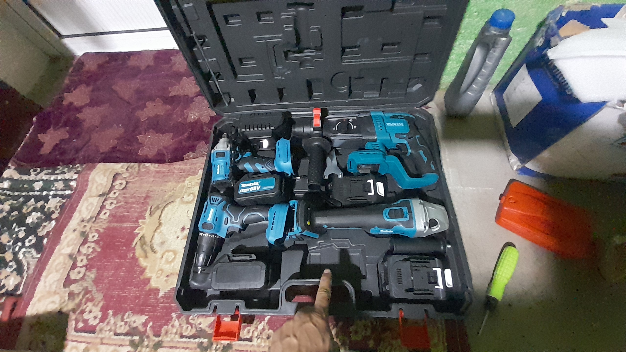 Набор аккумуляторных электроинструментов BRAND TOOLS, 4 в 1